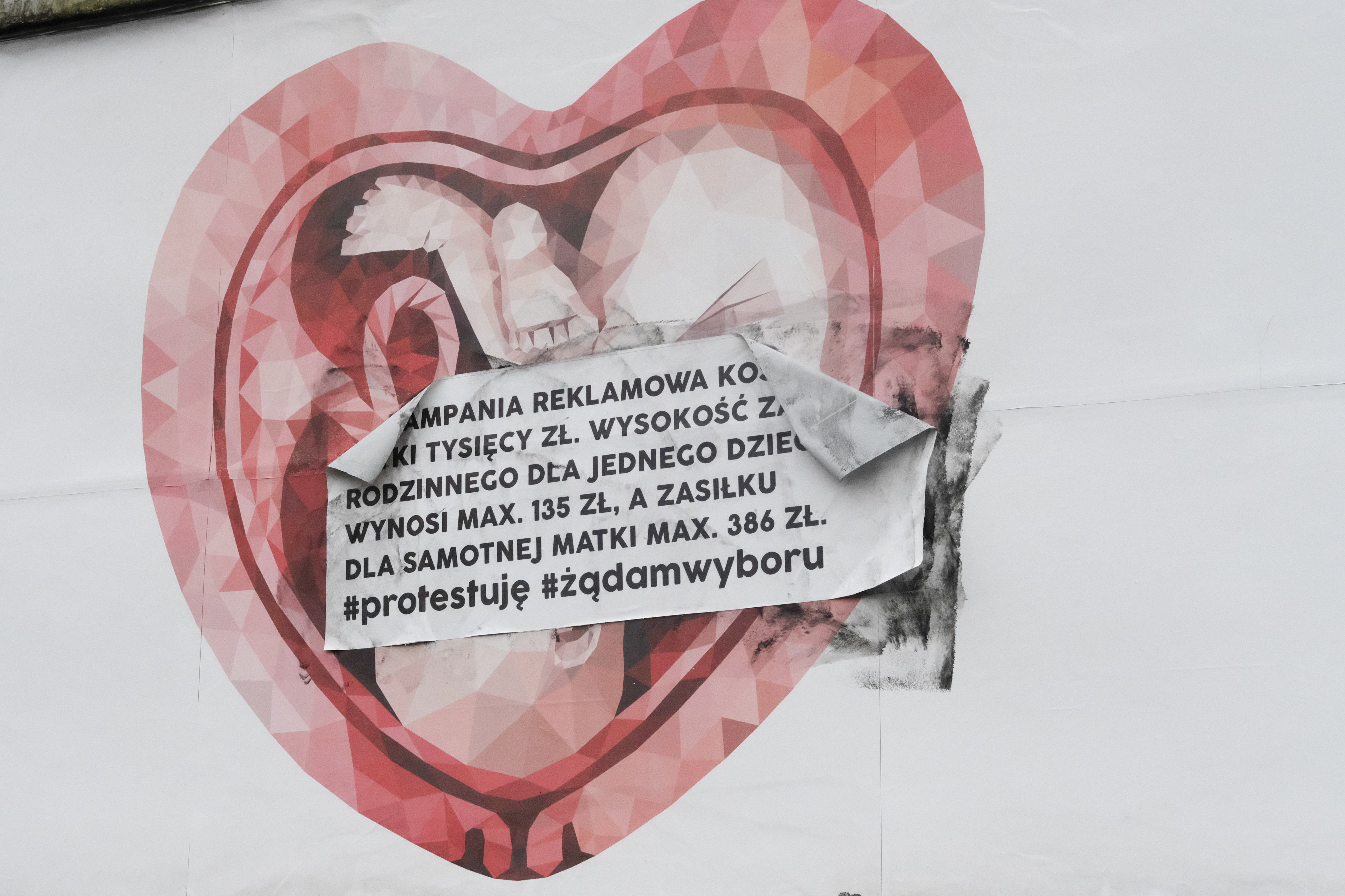 Poznań. Plakat antyaborcyjny 