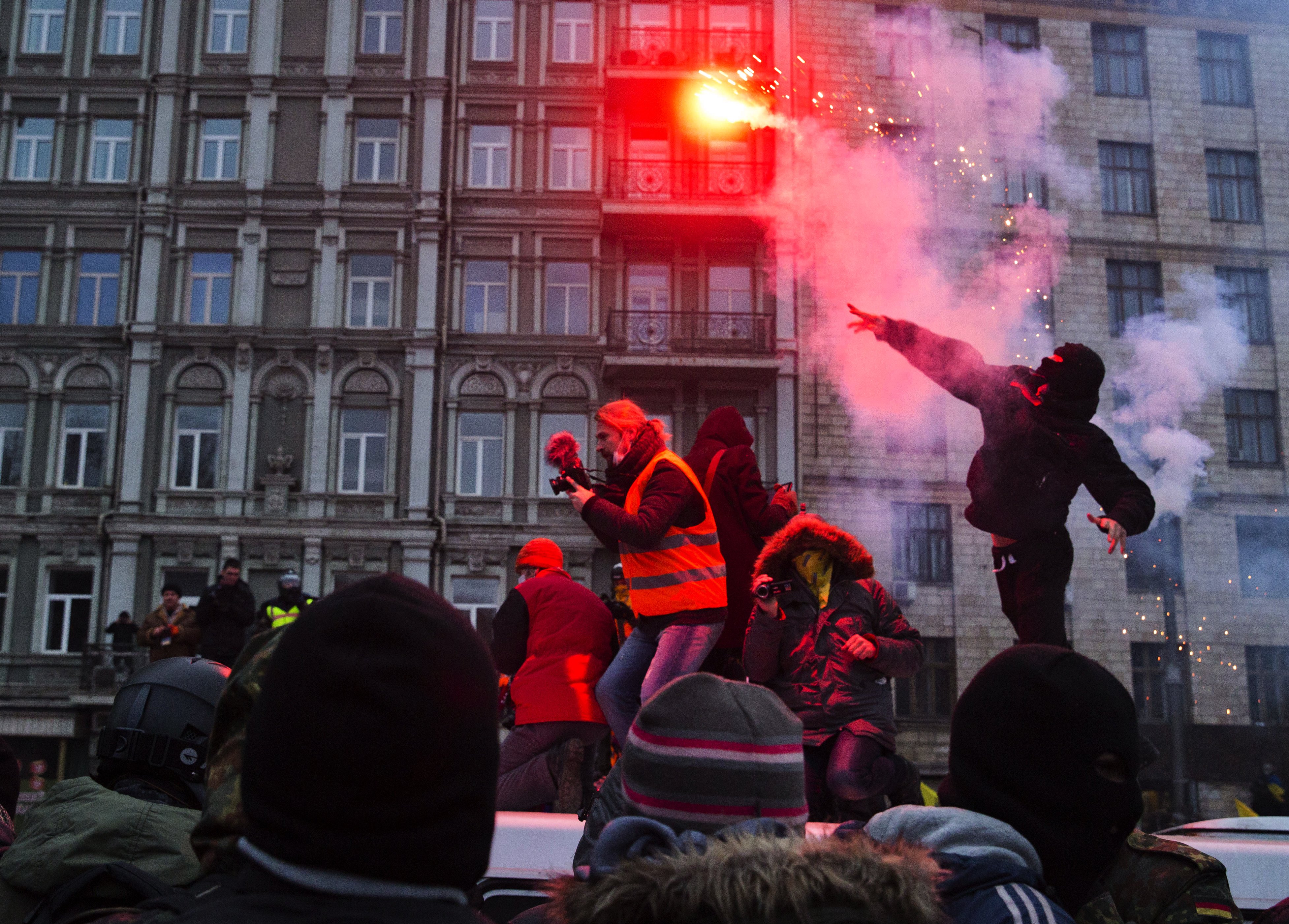 Zamieszki w Kijowie. Władza ściąga wojsko do stolicy?