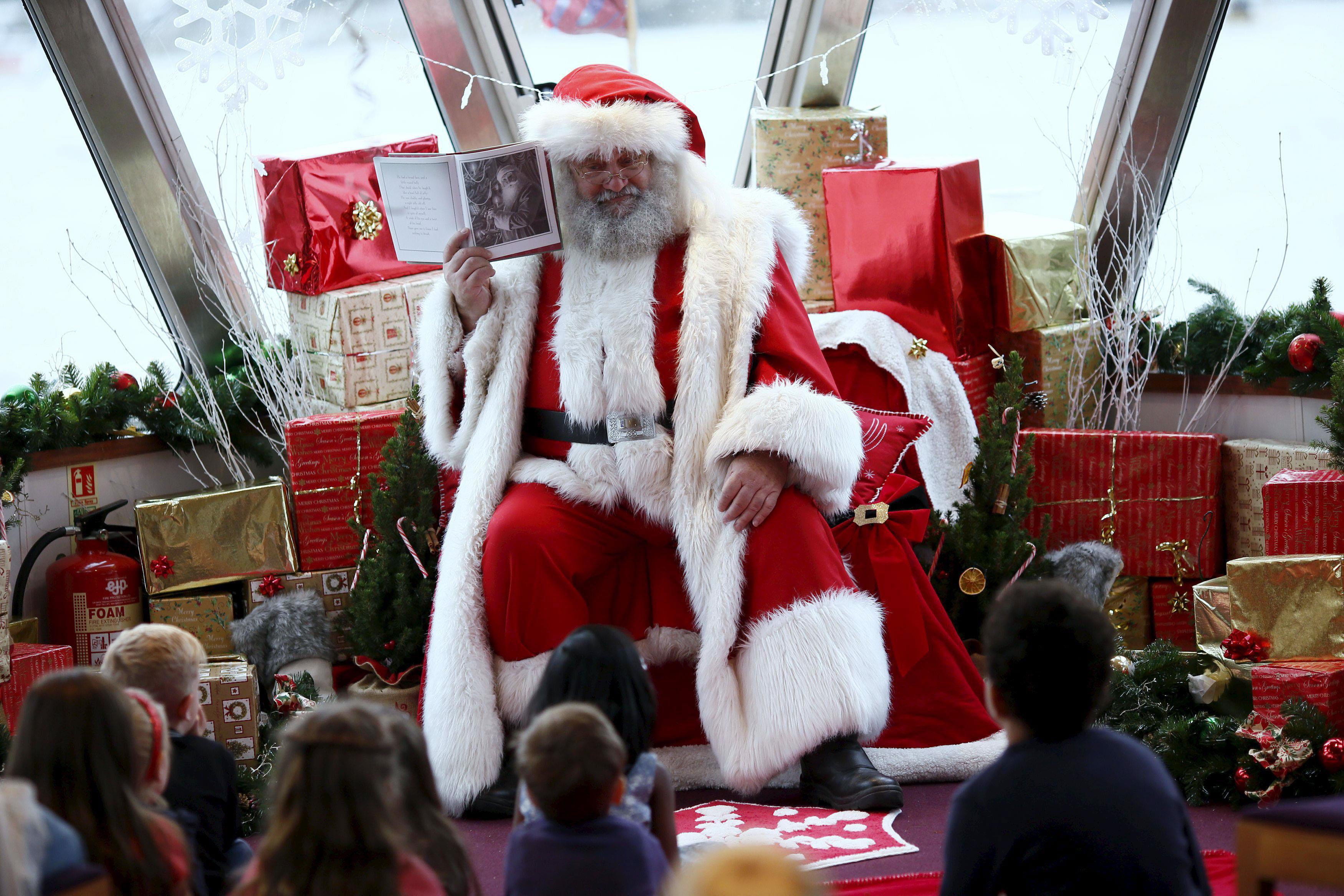 Wider Image: Santa Claus is coming to town