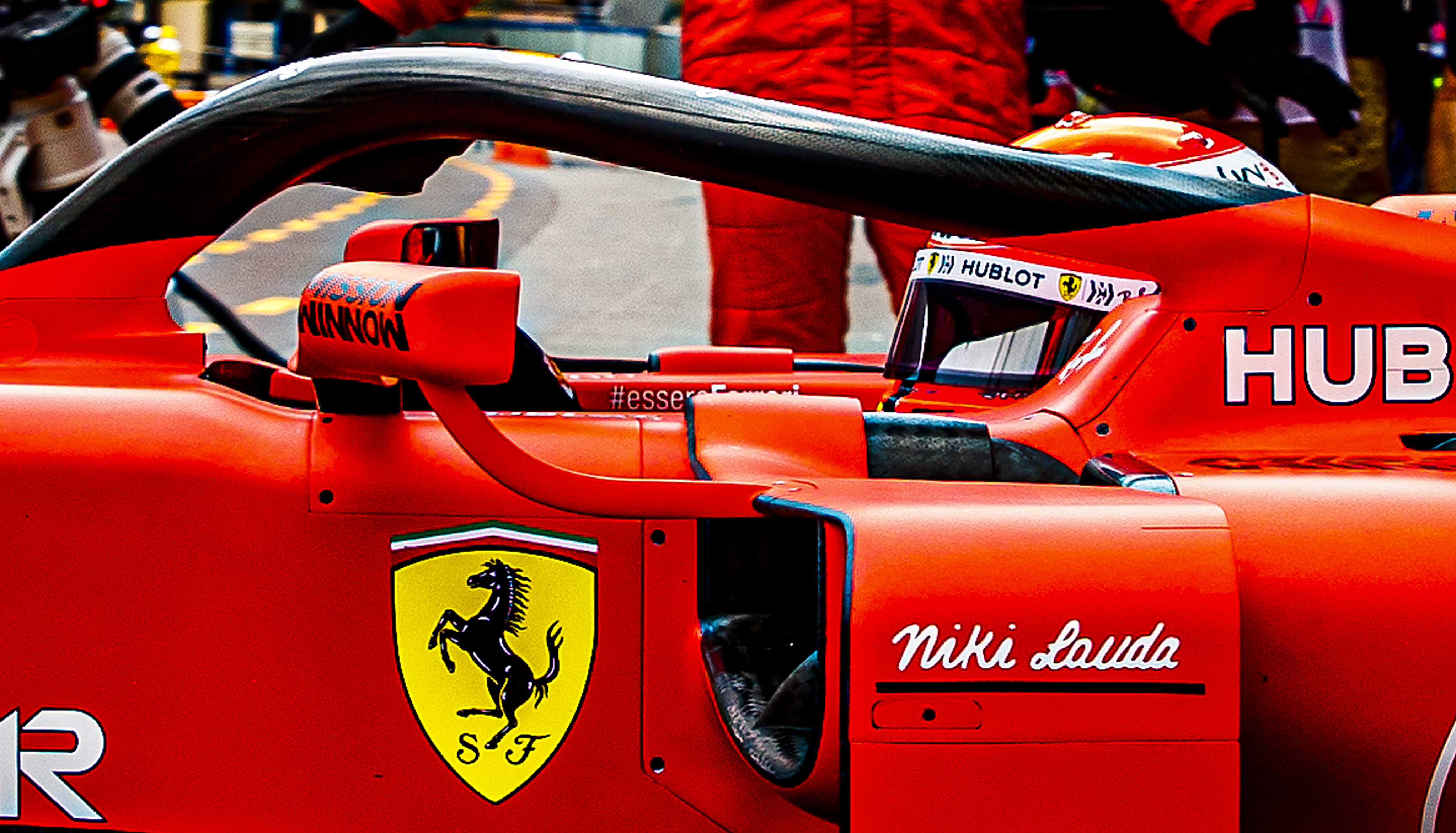 „Óriási űrt hagyott maga után” – Így nyilatkozott Vettel a napokban elhunyt  Niki Laudáról - Blikk