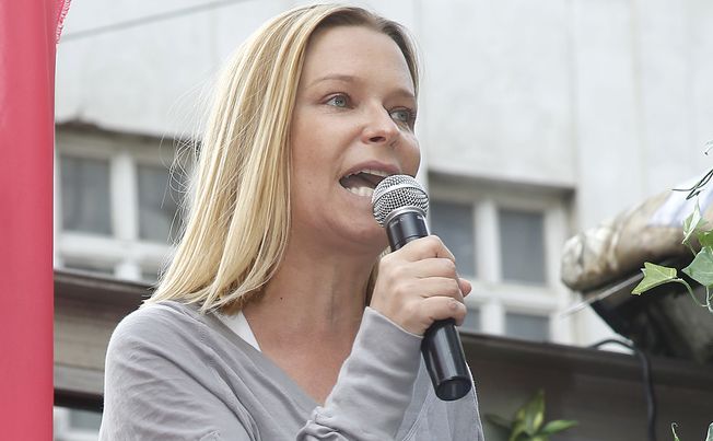 Paulina Młynarska z całym przekonaniem przyłącza się do poniedziałkowego strajku wraz ze swoimi współpracownikami: <br><br>