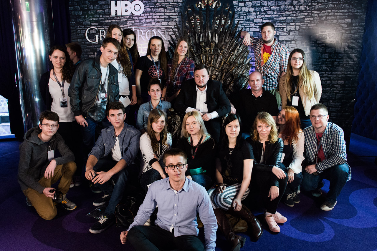 John Bradley i Daniel Portman z