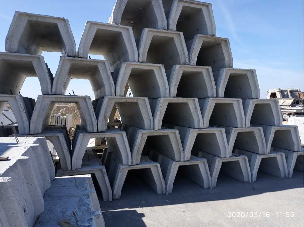 Targoncáról érkezett a halál : esélye sem volt a 18 éves Lászlónak a zuhanó betontömb ellen