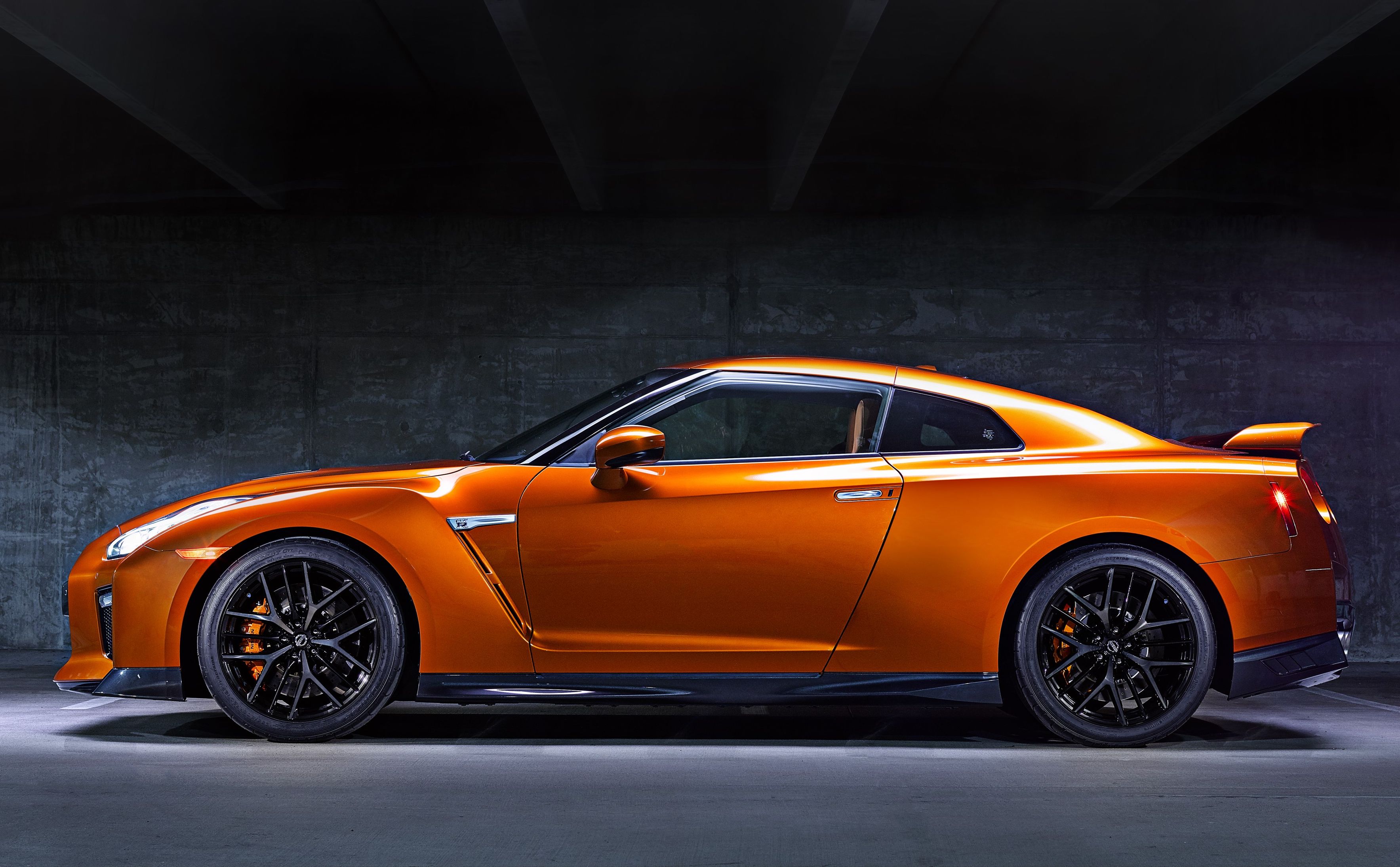 Nissan GT-R