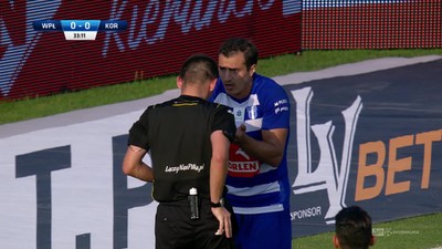Wisła P. - Korona (0:0): Merebaszwili wyrzucony z boiska za "symulkę"! Gruzin próbował oszukać sędziego i zapłacił za to kartką
