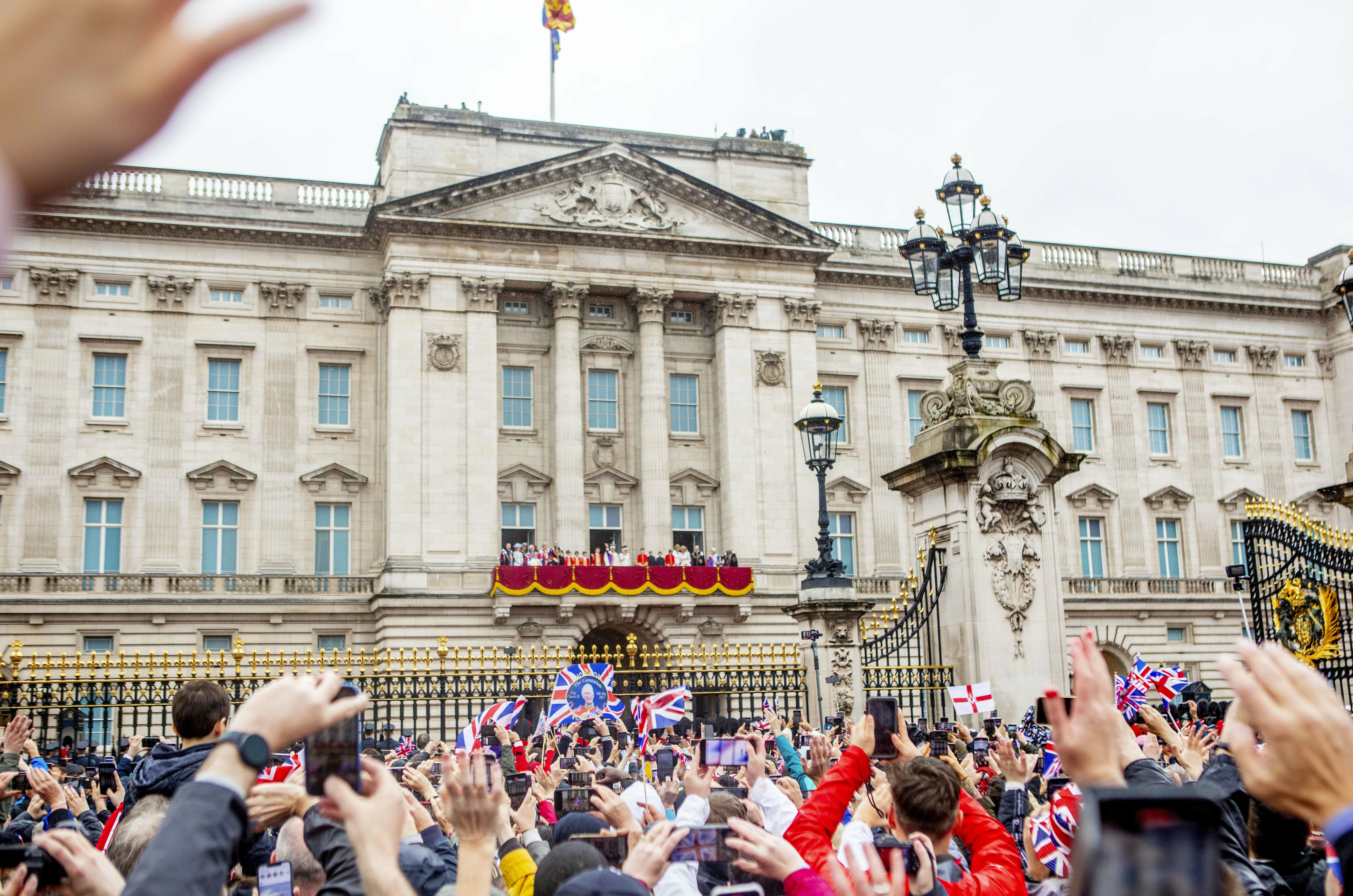 Nem volt balhé mentes Károly király koronázása: döbbenetes, hány embert tartóztattak le a brit rendőrök