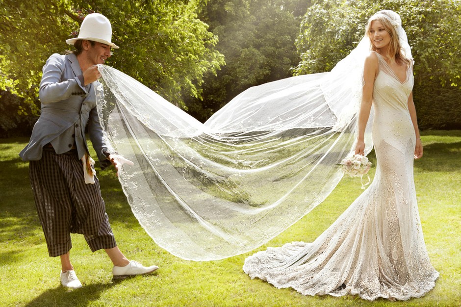 kate-moss-wedding-dress