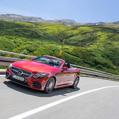 Mercedes E 300 cabrio - cztery pory roku