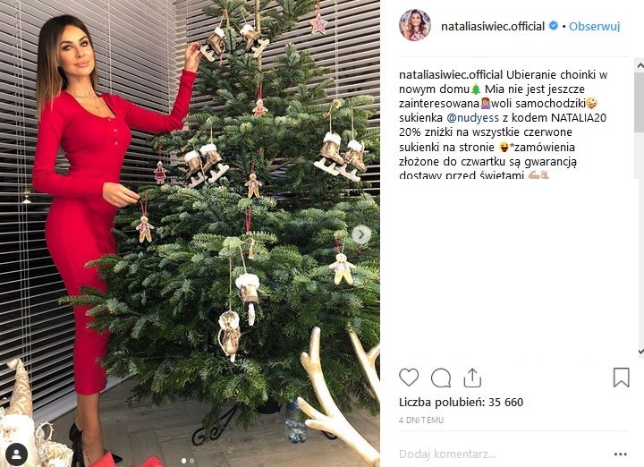 Natalia Siwiec ubrała swoją pierszą choinkę w nowym domu.