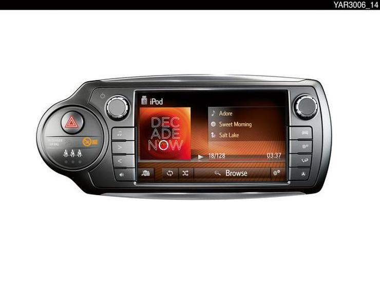 Nowe aplikacje w radiach Toyoty AUPEO! i Coyote