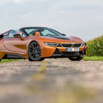 Test BMW i8 Roadster - futurystycznie i luksusowo