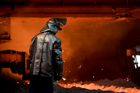 Leállították a Dunaferr nagyolvasztóját: mintegy ezer ember munkája került veszélybe