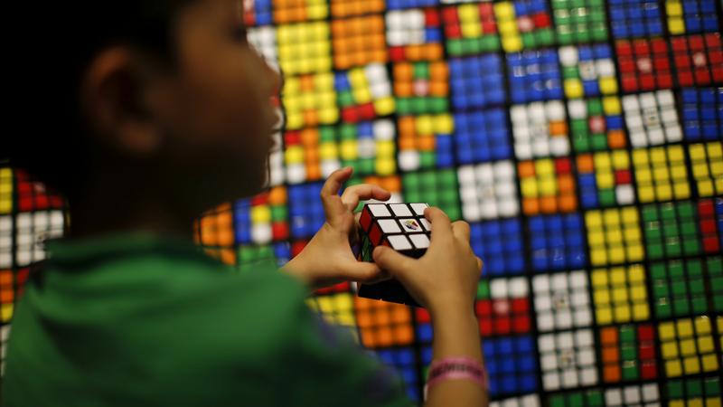Kostka Rubika sprzedała się w 350 milionach egzemplarzy