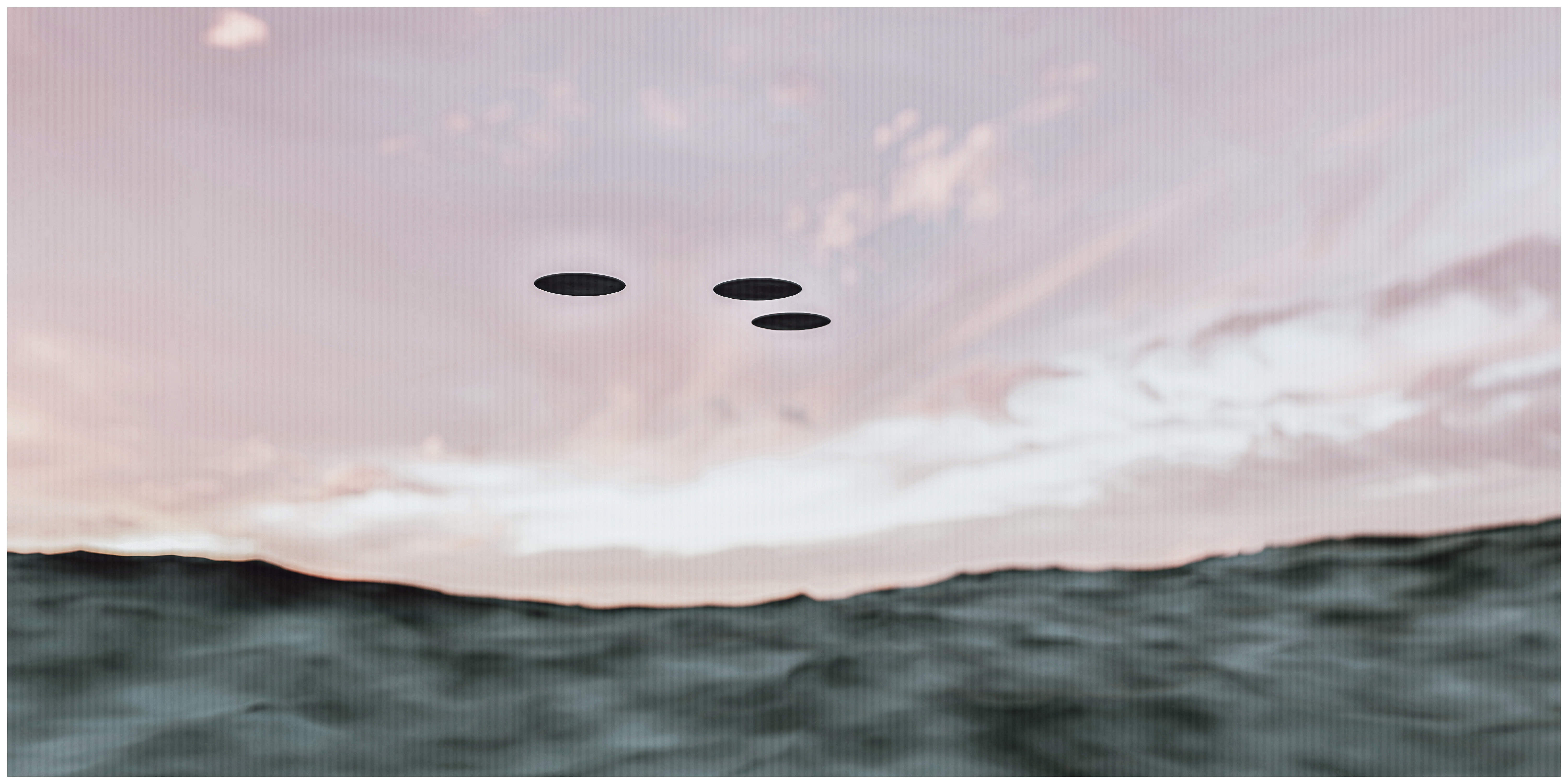 Ez már invázió? A Fehér Ház jelentette: „Több száz, ha nem több ezer ismeretlen objektum lebeg az égen”