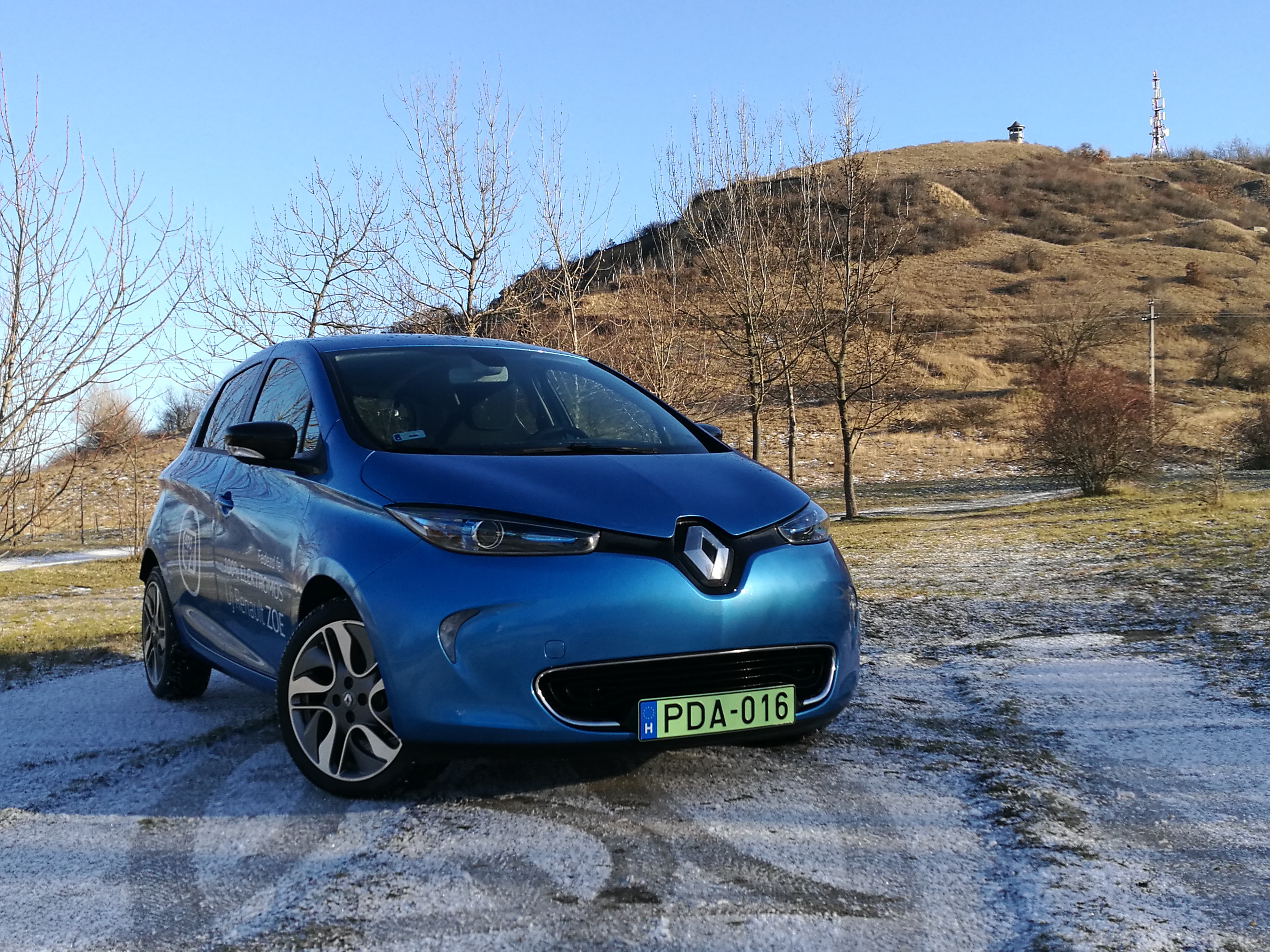 Az ígéretek autója – Téli teszten az elektromos Renault ZOE – fotók - Blikk