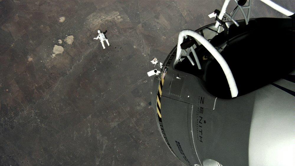 Felix Baumgartner spada