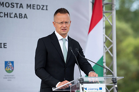 Evakuálni kellett egy magyar állampolgárt Nigerből: Szijjártó Péter árulta el a részleteket