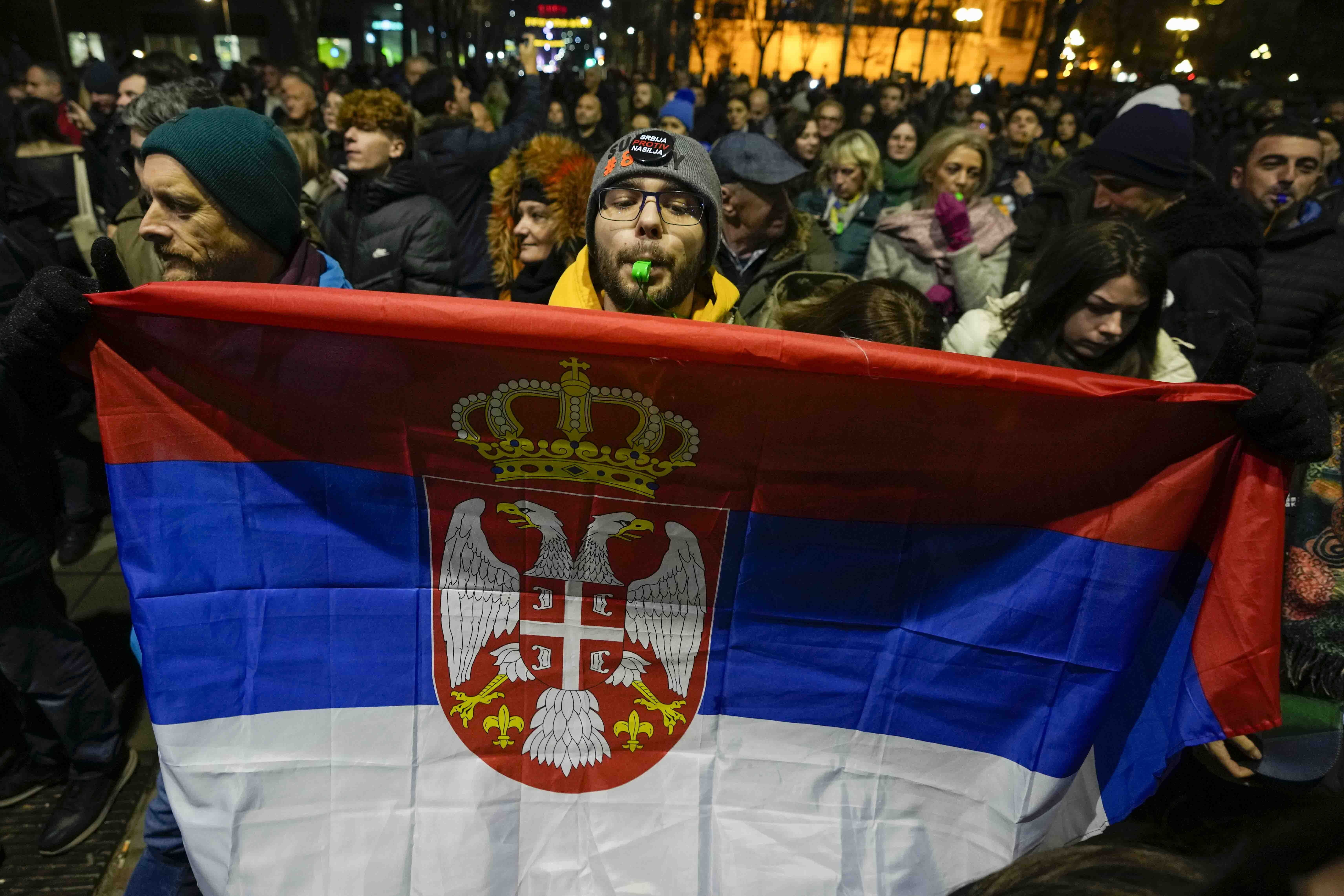 Közel harminc helyen megismétlik a szavazást Szerbiában a szabálytalanságok miatt