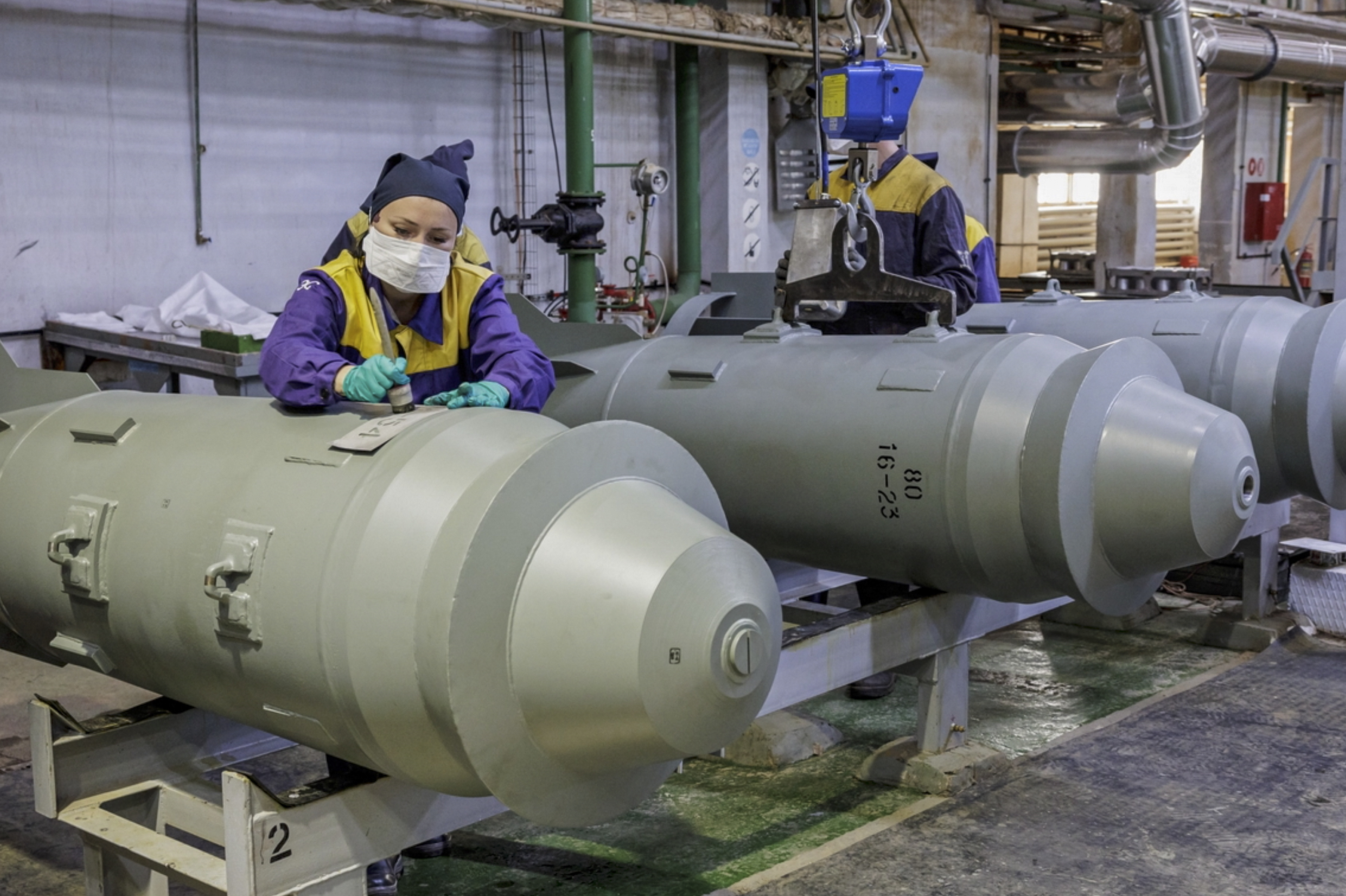 Pörög a hadiipar Oroszországban: így zajlik a fegyver- és lőszergyártás Nyizsnyij Novgorod régióban – fotók