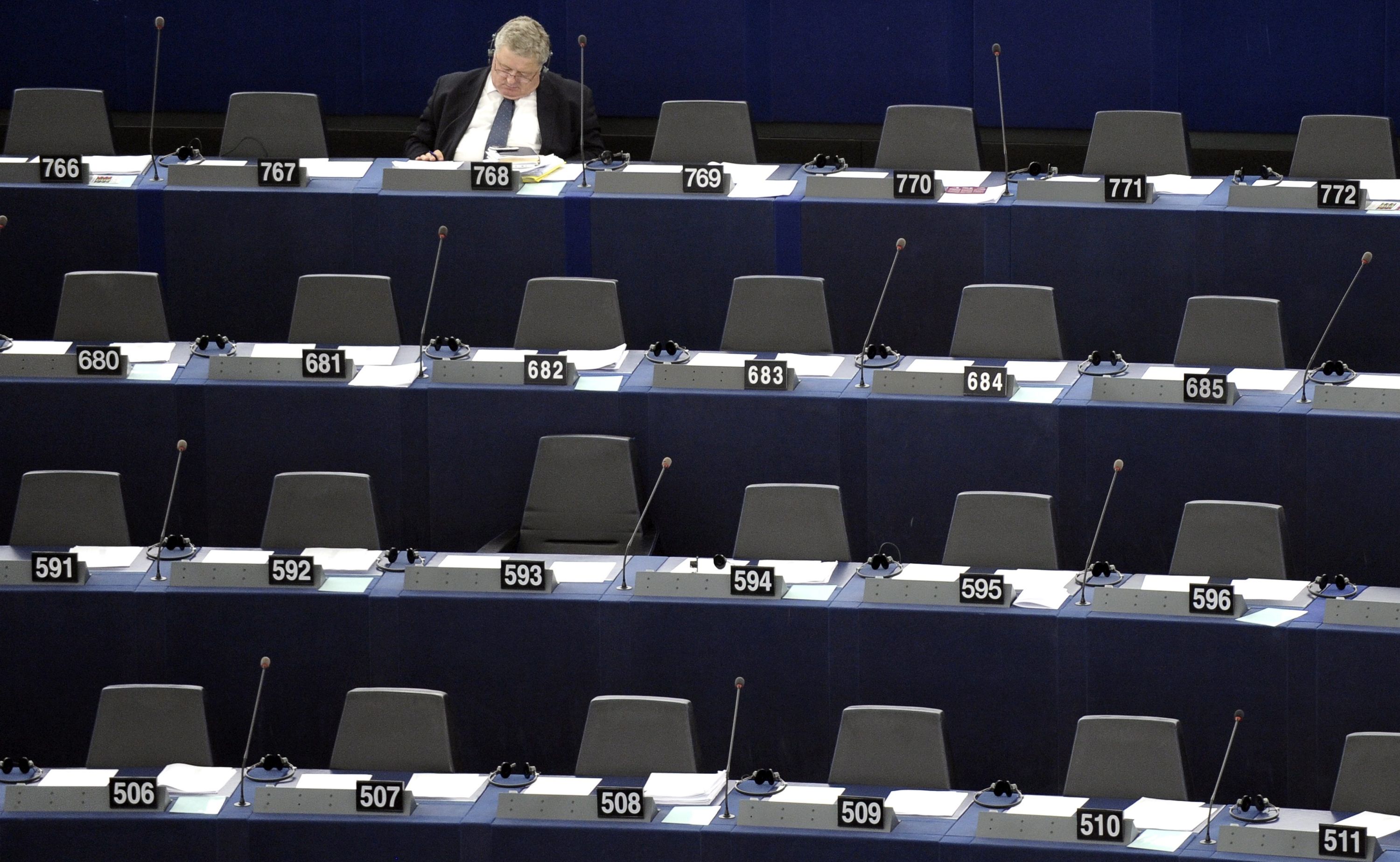 Siekierski opuścił 14,5 proc. głosowań