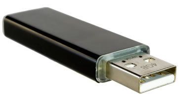 USB kľúč môže niesť nebezpečný vírus. Sformátovanie nepomôže