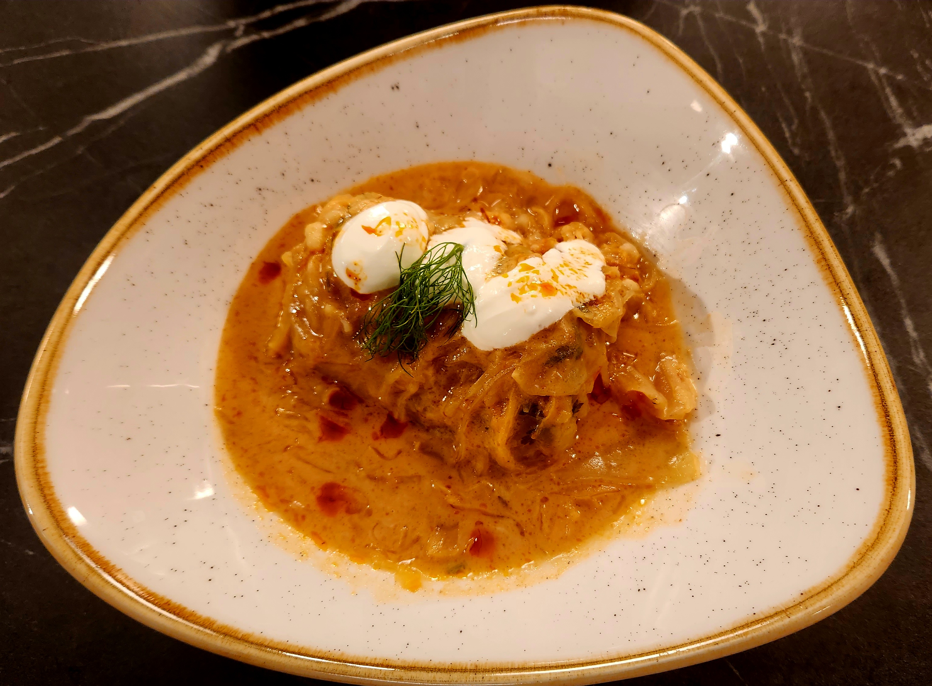 Egy különleges töltött káposzta receptje Fásy Ádámtól