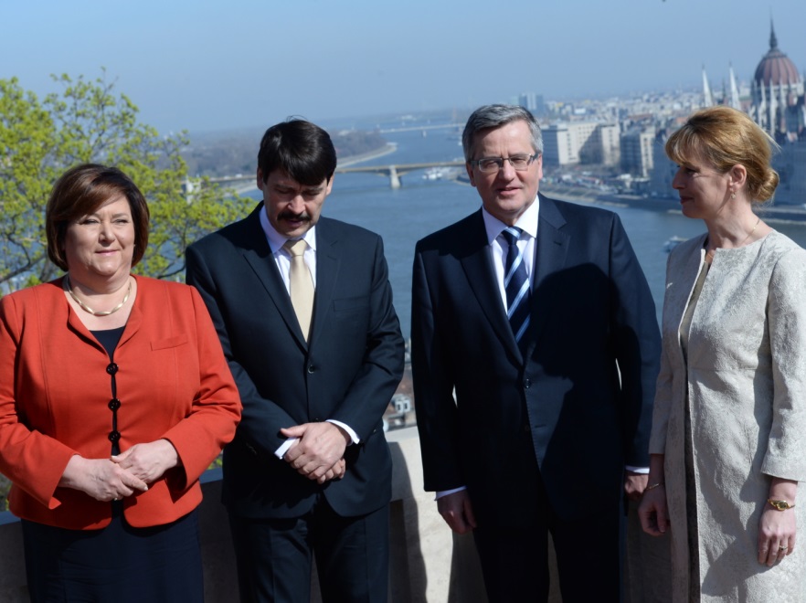 Anna i Bronisław Komorowscy z parą prezydencką Węgier