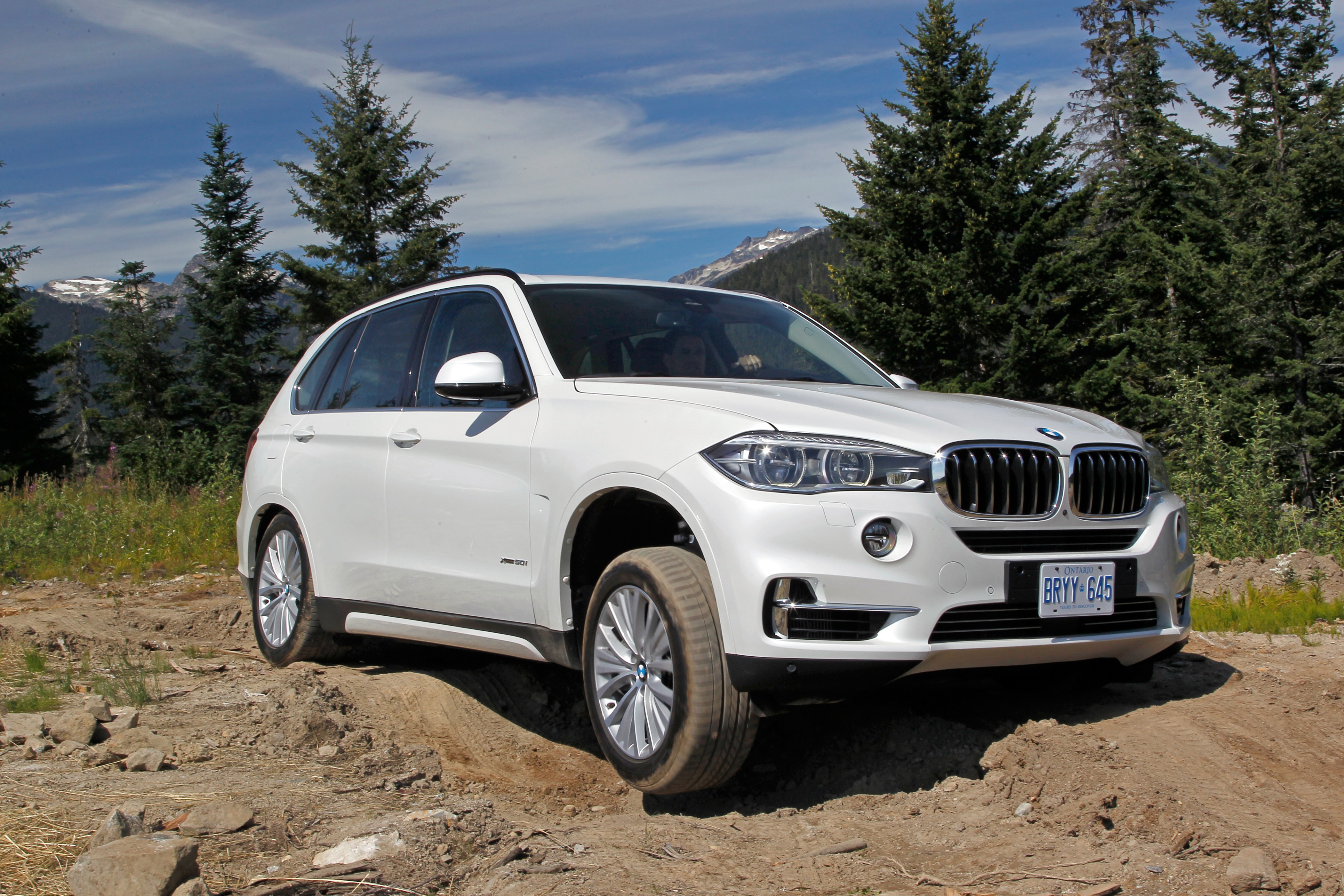 Największy SUV BMW na pierwszym miejscu w klasie. W 2012 roku najwyższą lokatę zajmowała skoda yeti - wtedy na 100 czeskich aut tylko 1,8 miało niedomagania.