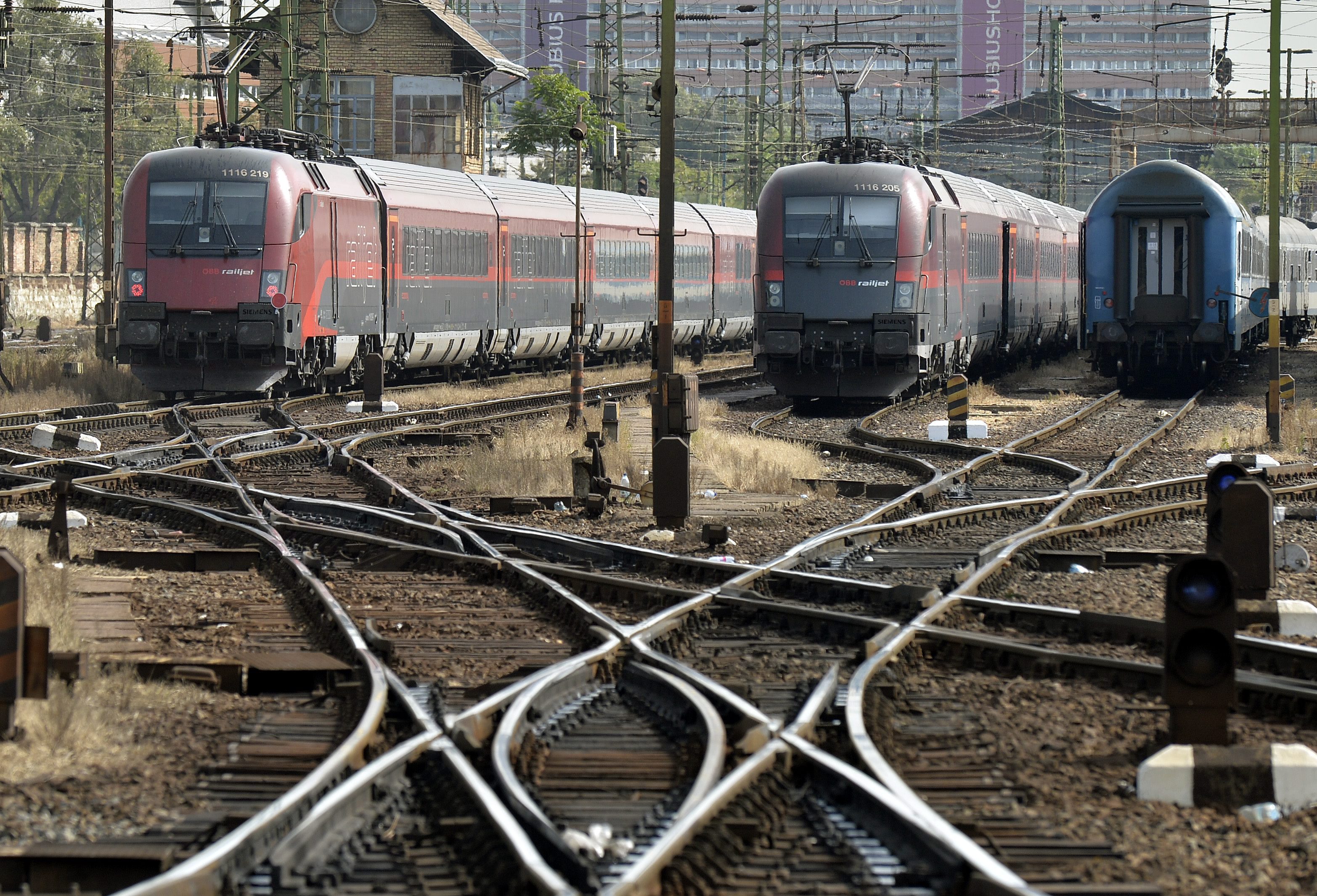 Gázolt a vonat Nagyberkinél