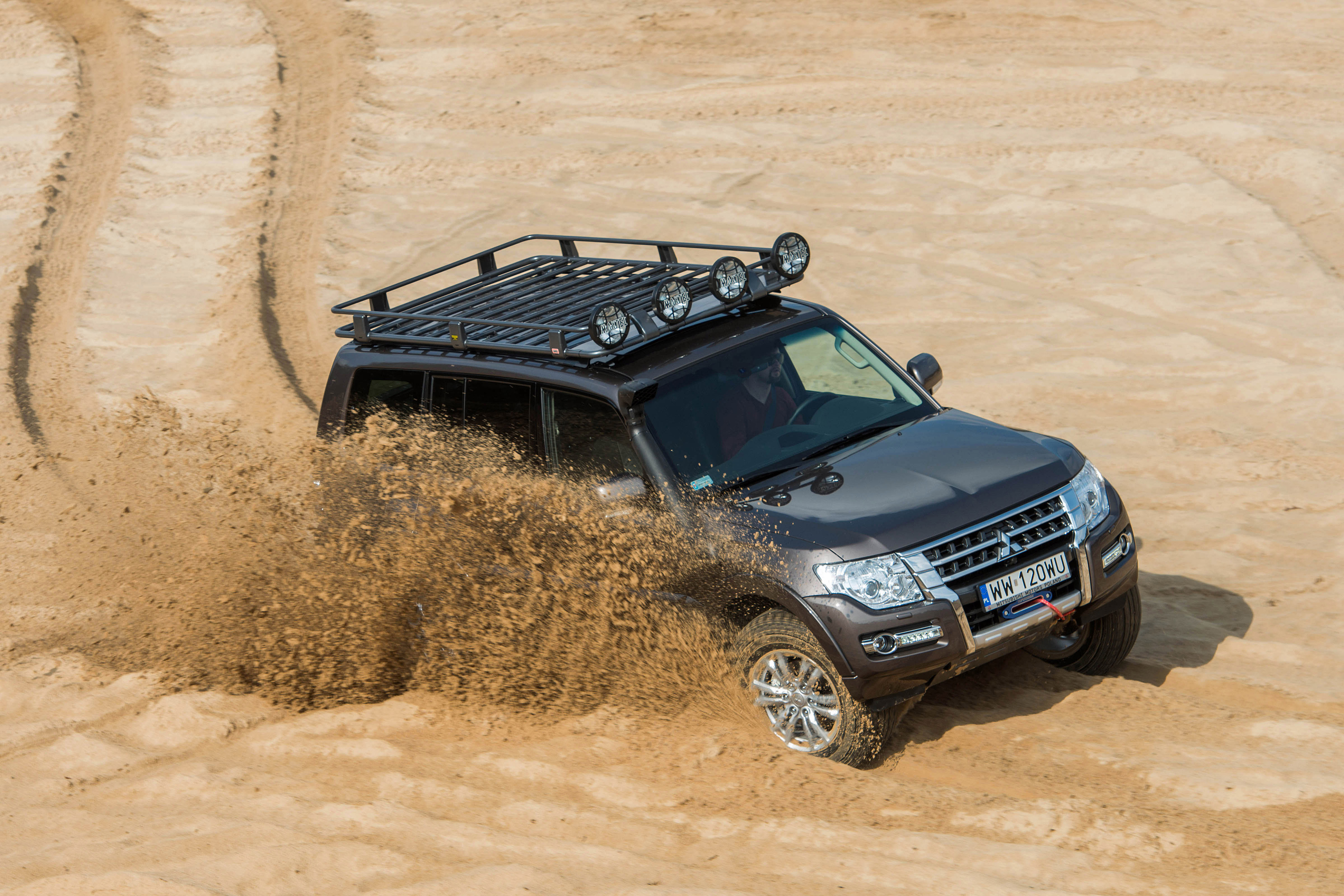 Mitsubishi pajero