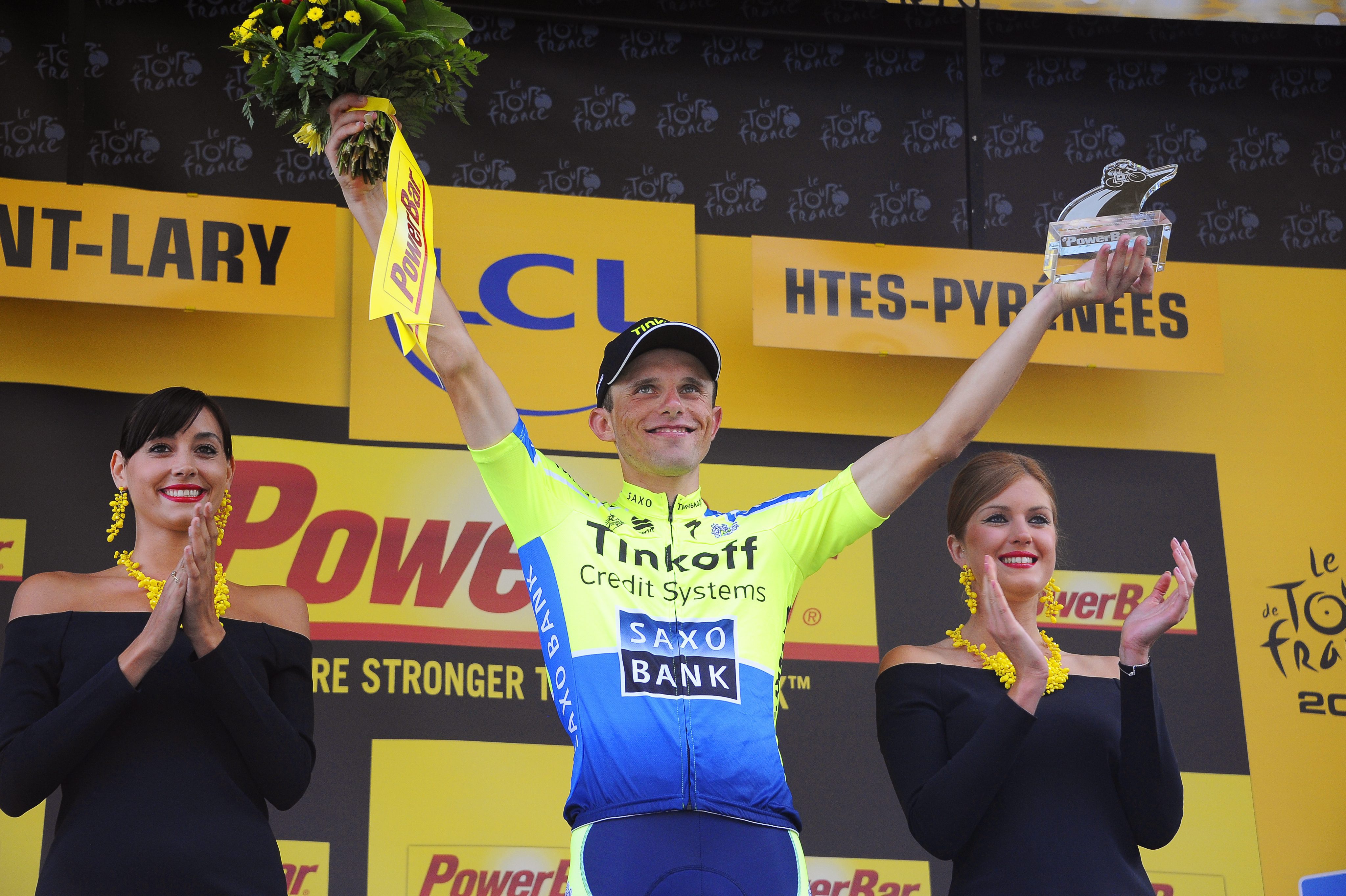 To one całują Rafała Majkę na Tour de France