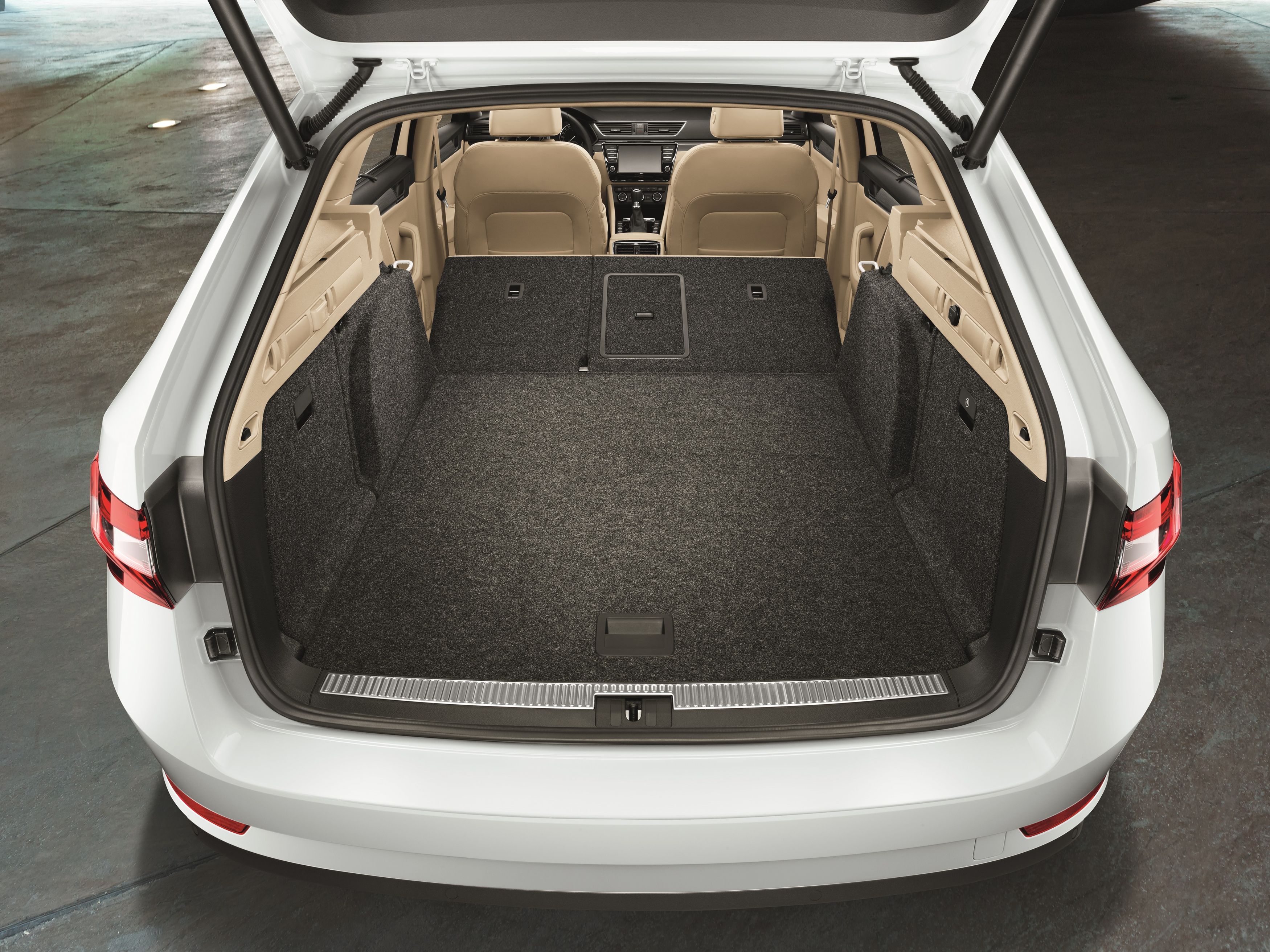 Skoda superb kombi