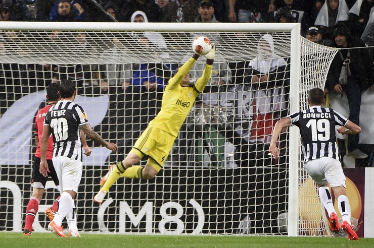 FBL-EUR-C3-JUVENTUS-BENFICA