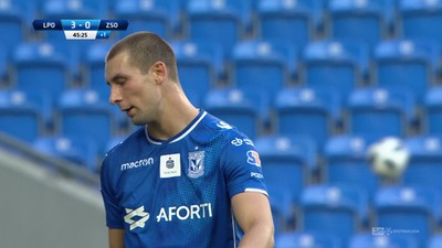 Lech - Zagłębie S. (3:0): Znów w roli głównej Tomczyk. Mocny strzał z powietrza, ale tym razem Kudła broni