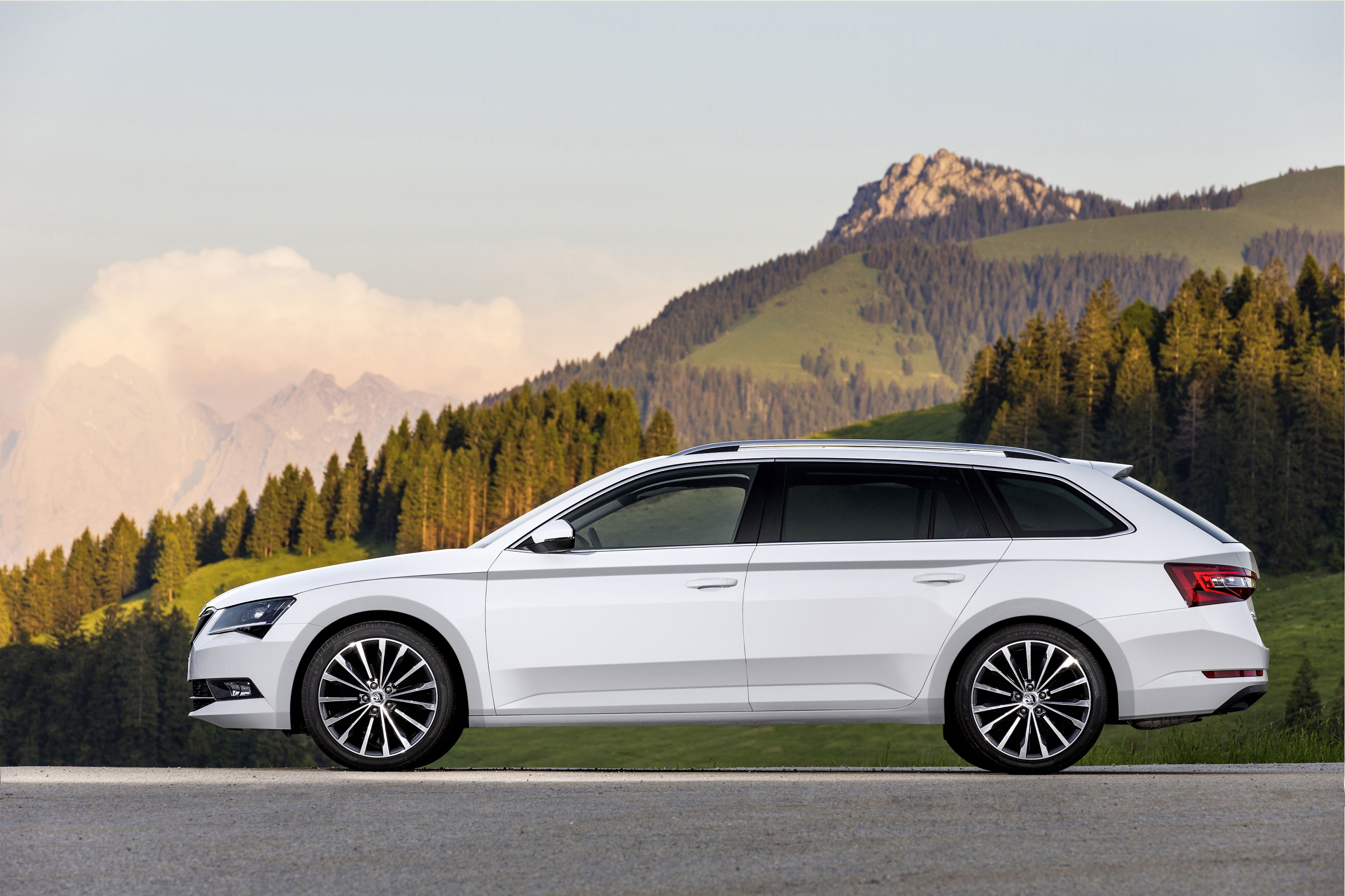 Skoda superb kombi