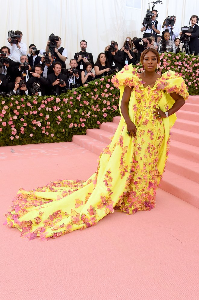 Serena Williams arrives at the Met Gala 2019 [Credit: Vogue]