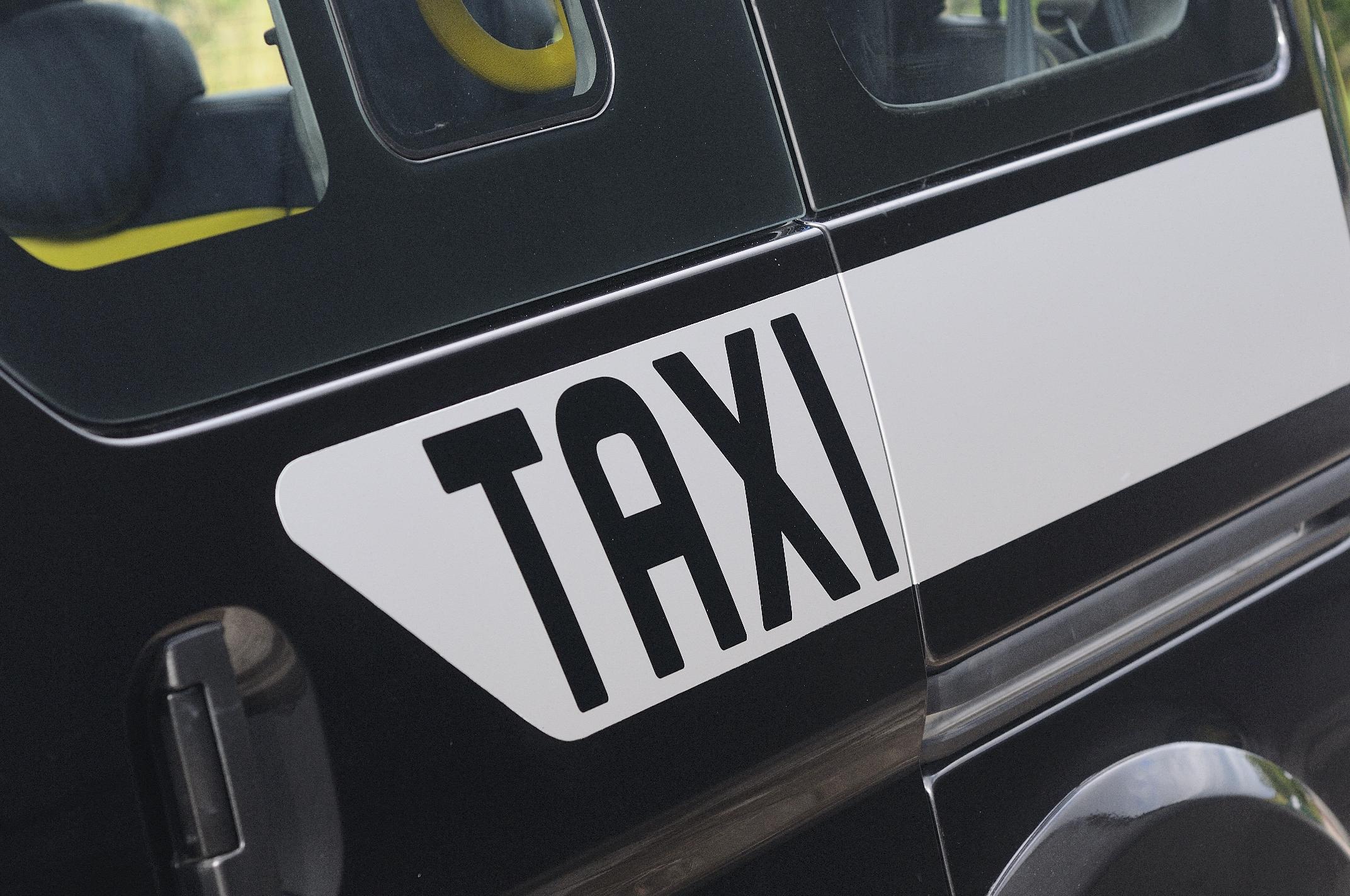 Przewiduje się, że dieslowska wersja Nissana NV200 London Taxi będzie tańsza od nowego TX4, będącego obecnie na wyposażeniu London Taxi Company, i będzie można ją kupić u wyznaczonego