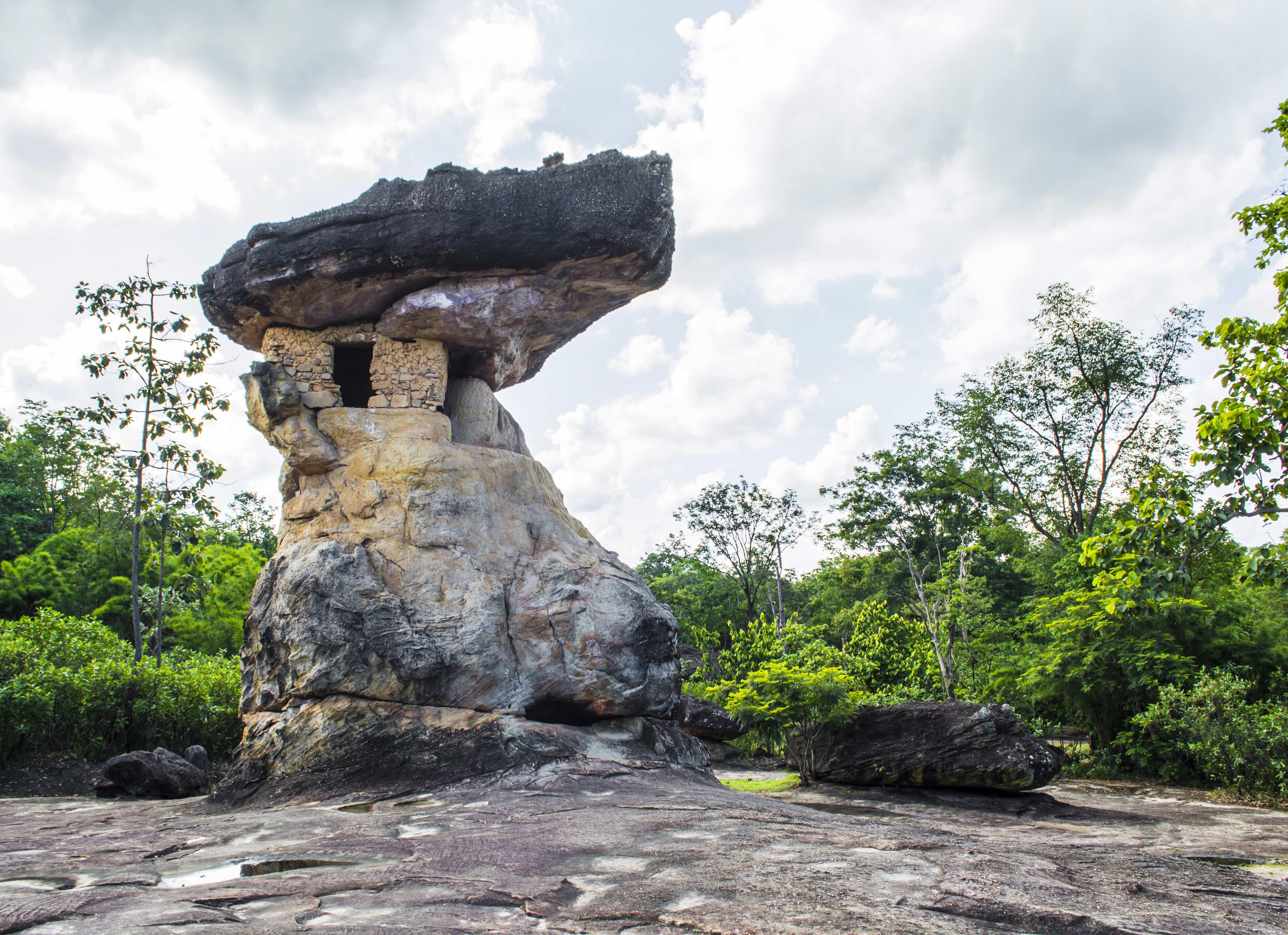 phu phrabat historacal park