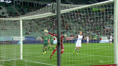 Śląsk - Pogoń (2:0): Tarasovs traci piłkę na własnej połowie, na szczęście Śląska Buksa marnuje świetną sytuację