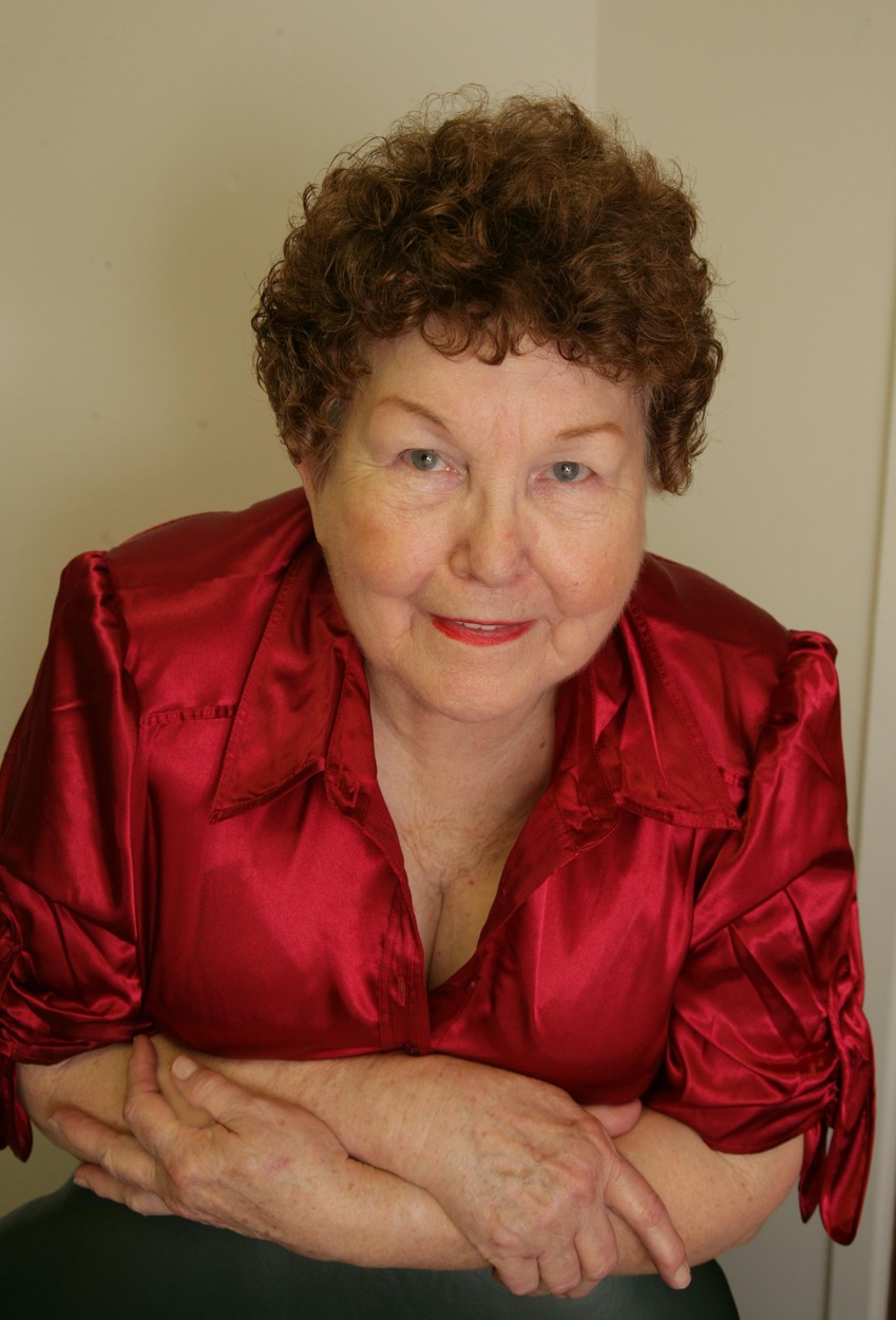 60 éves a mellimplantátum megmutatjuk ki volt az első alany Blikk