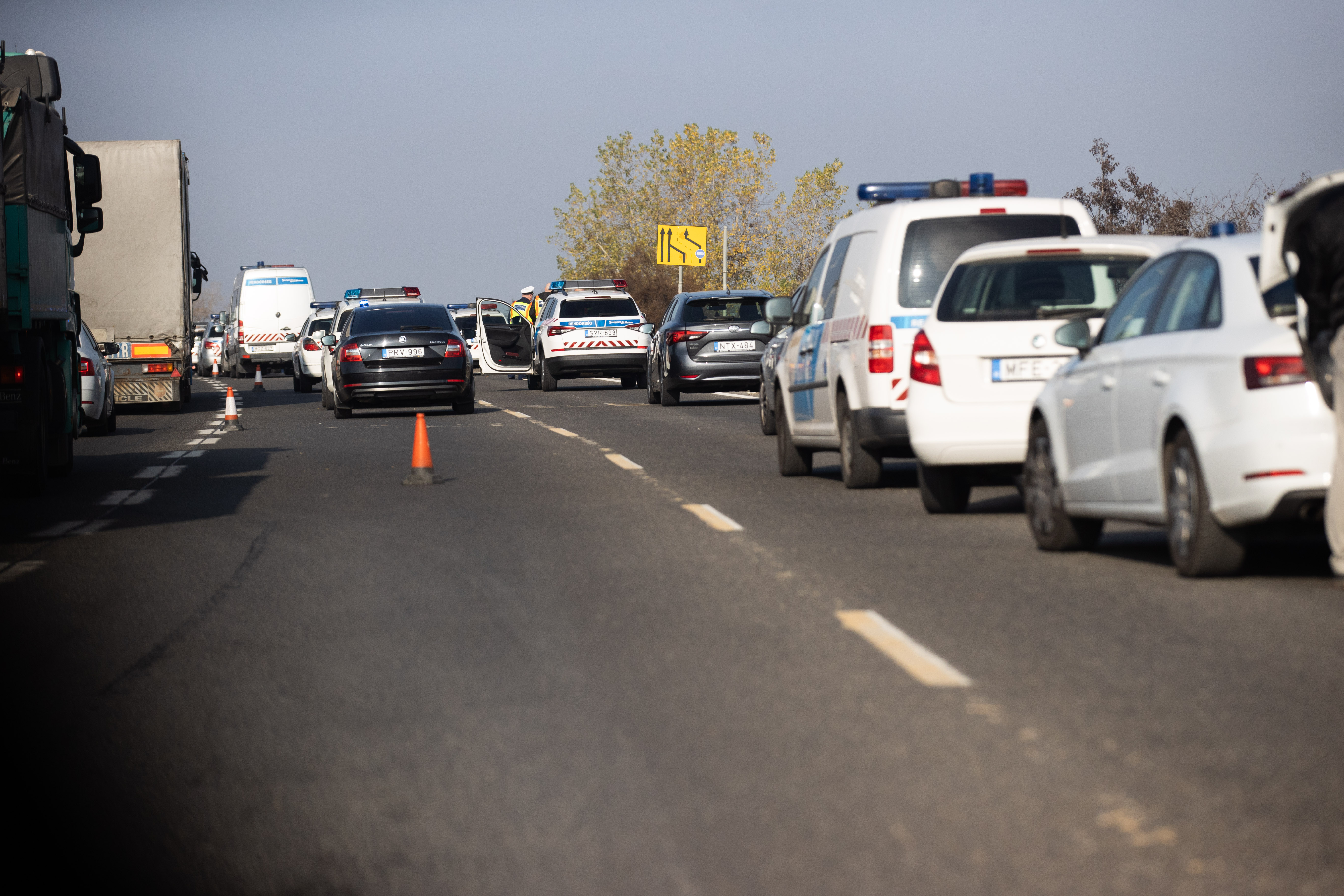 Halálos baleset történt az M5-ösön, teherautónak ütközött a bolgár sofőr -  Blikk