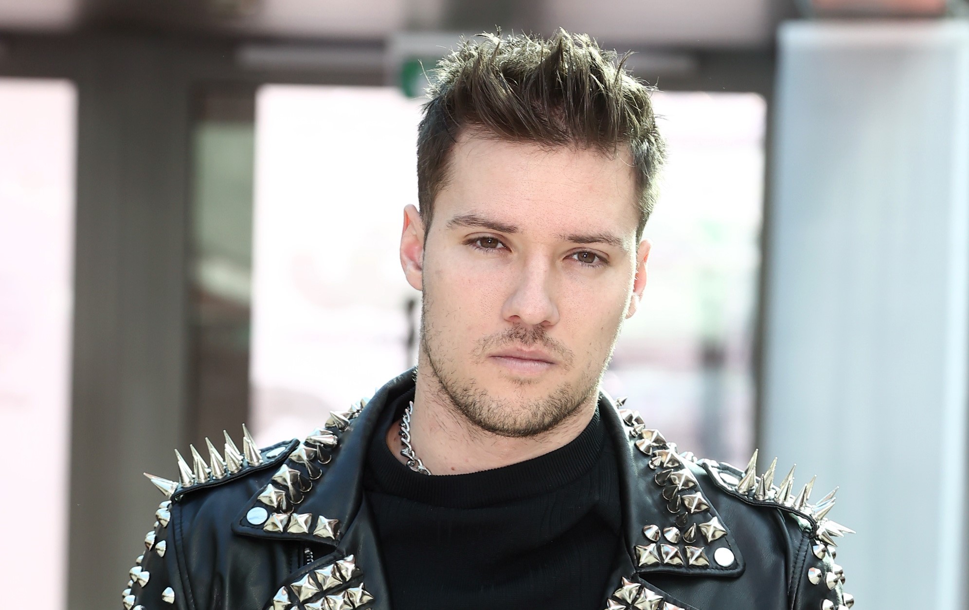 Mi történt? Marics Peti nélkül zenél Valkusz Milán