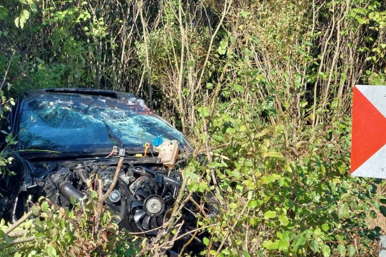 Tragédia Tolnában: súlyos baleset történt az M9-esen, a sofőrnek esélye sem volt