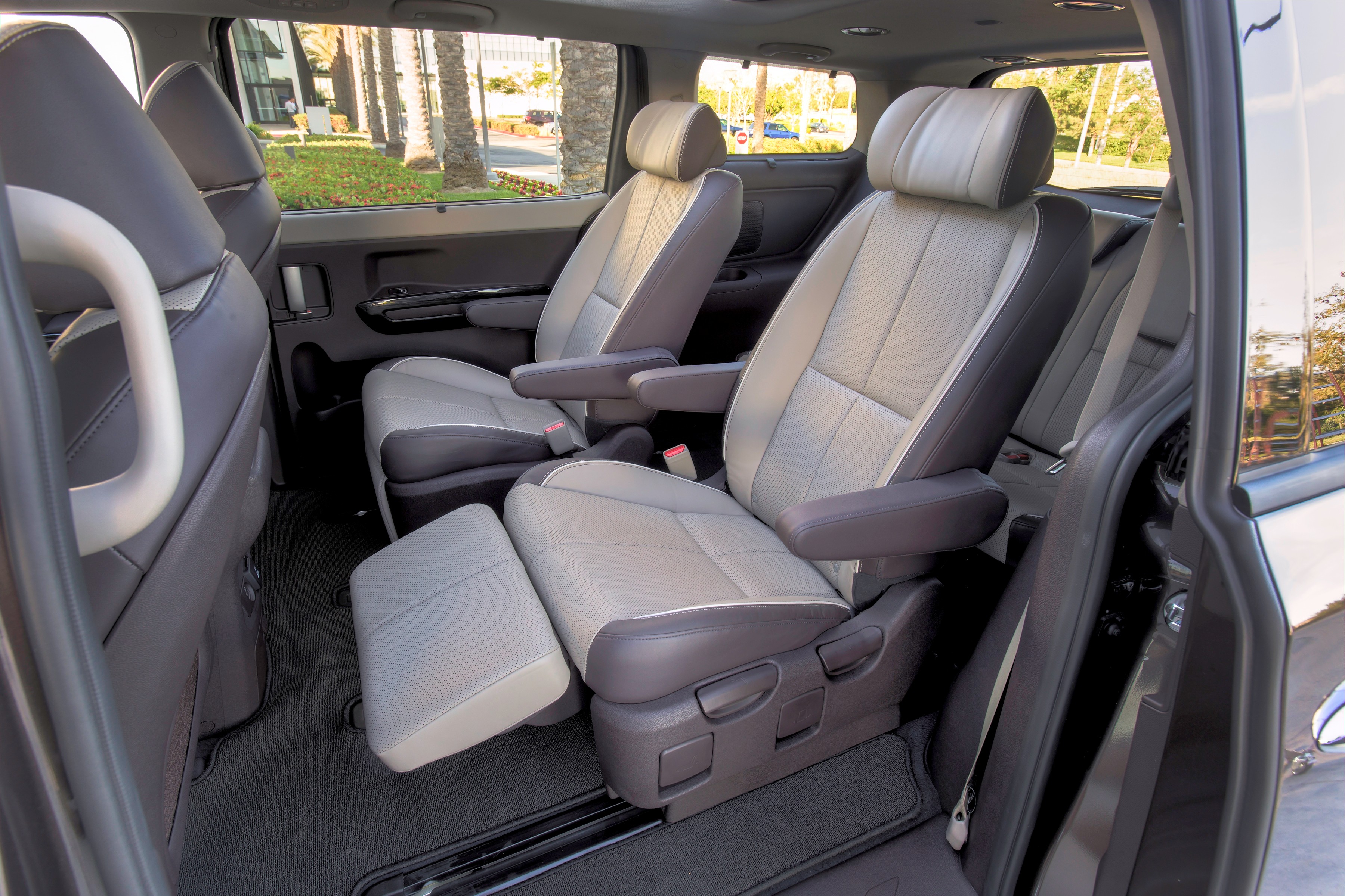 Kia sedona