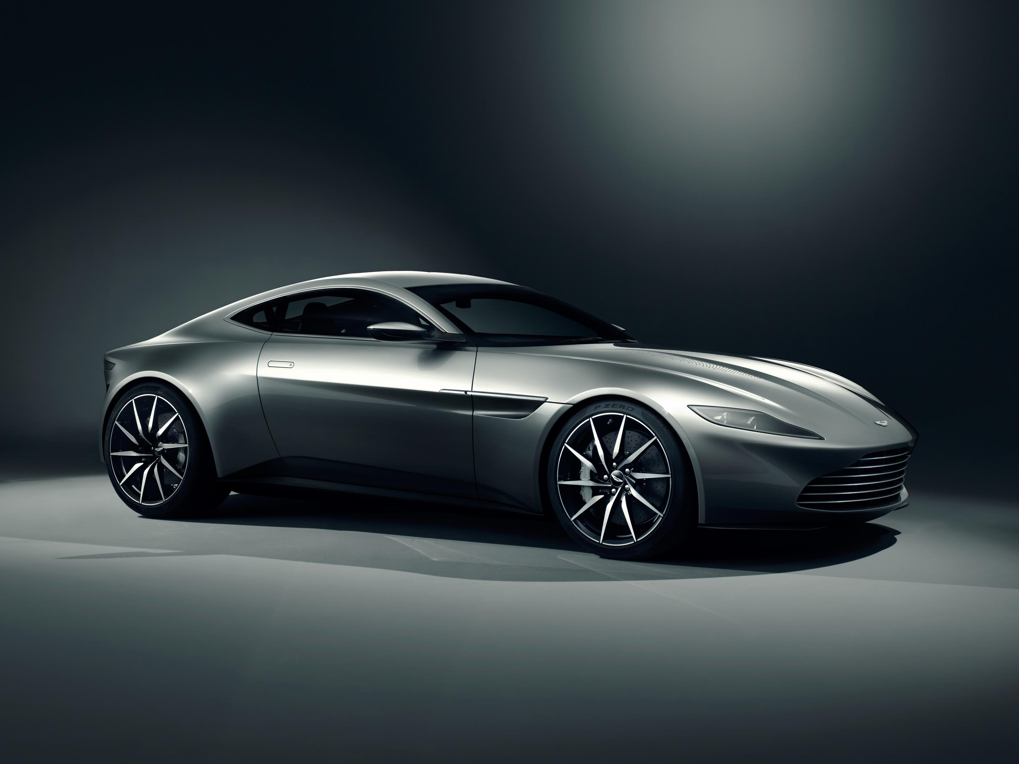 Ason Martin DB10