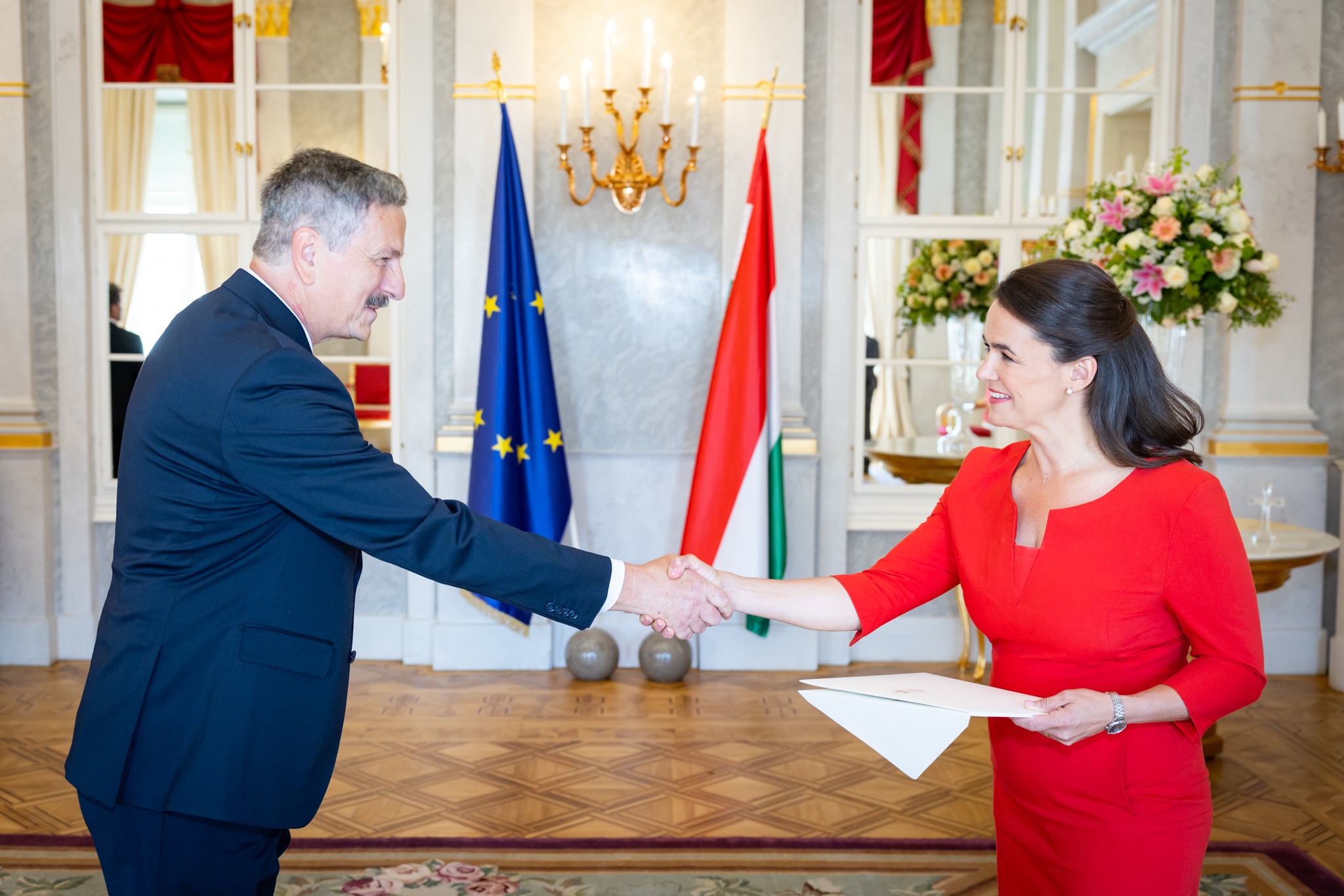 Beiktatták Magyarország új kijevi nagykövetét