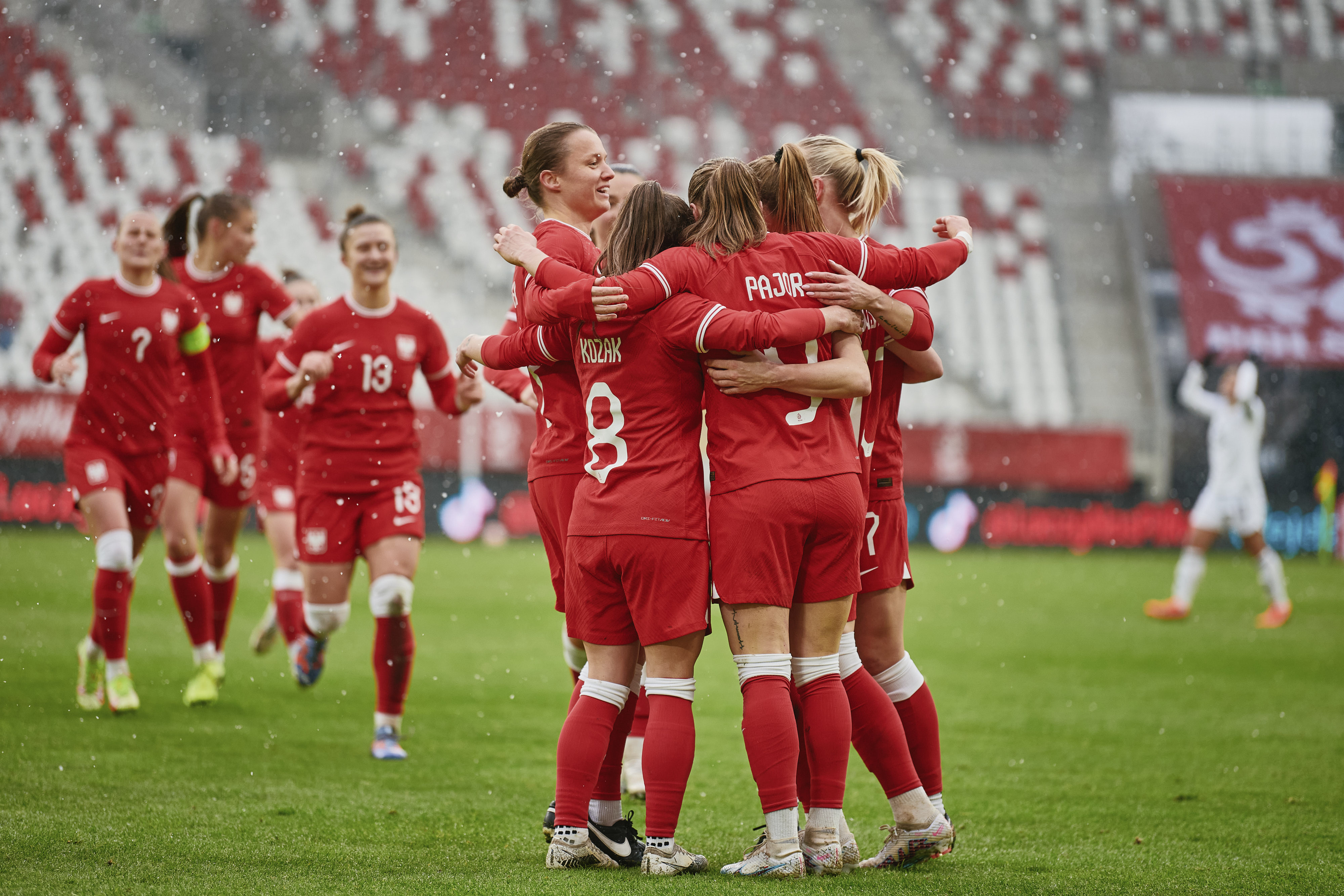Piłka nożna kobiet - Piłka nożna - wiadomości sportowe, wyniki i relacje na  żywo, tabele, terminarze - PrzegladSportowy.Onet.pl