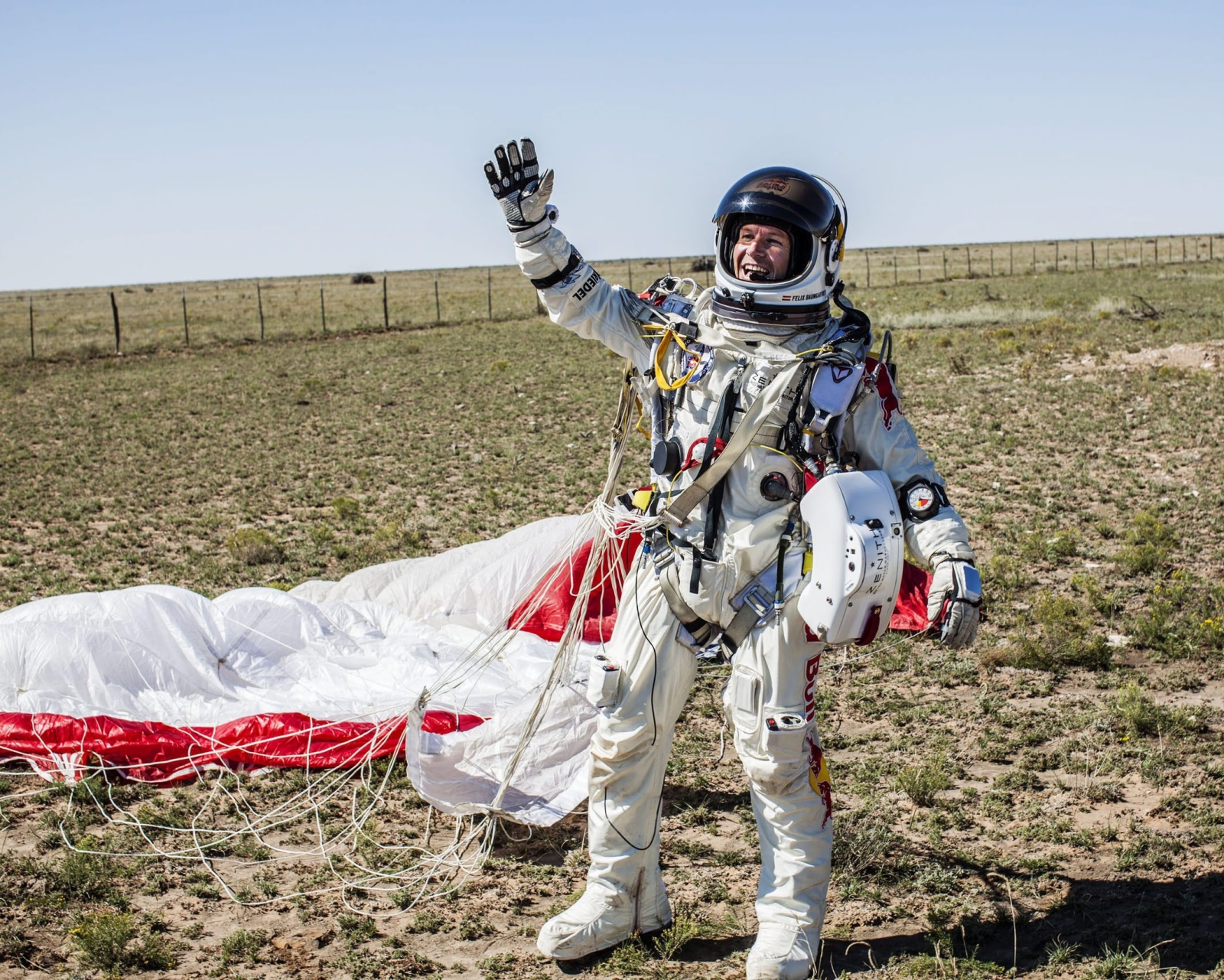 Felix Baumgartner skoczył i wylądował