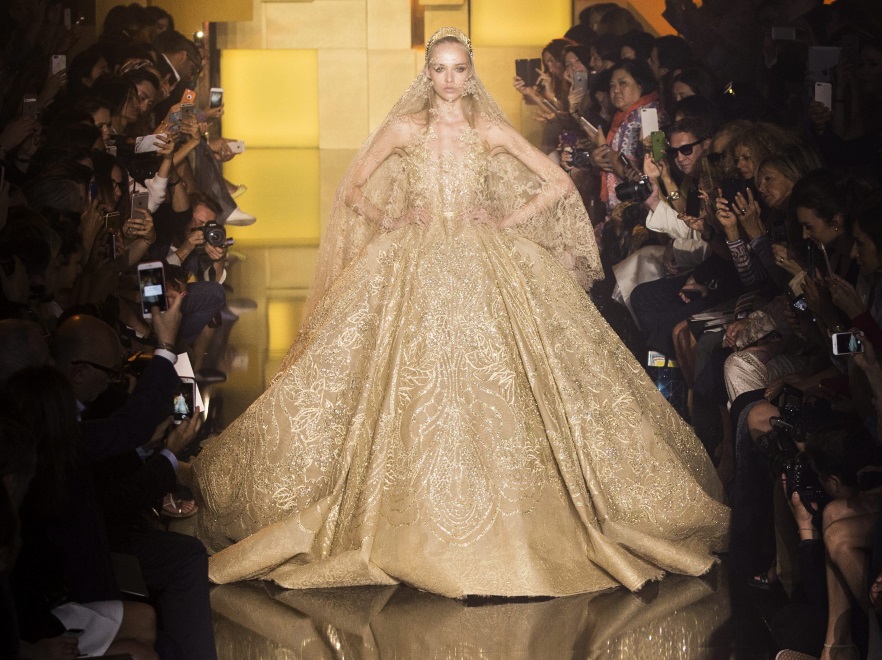 Pokaz kolekcji podczas Paris Fashion Week