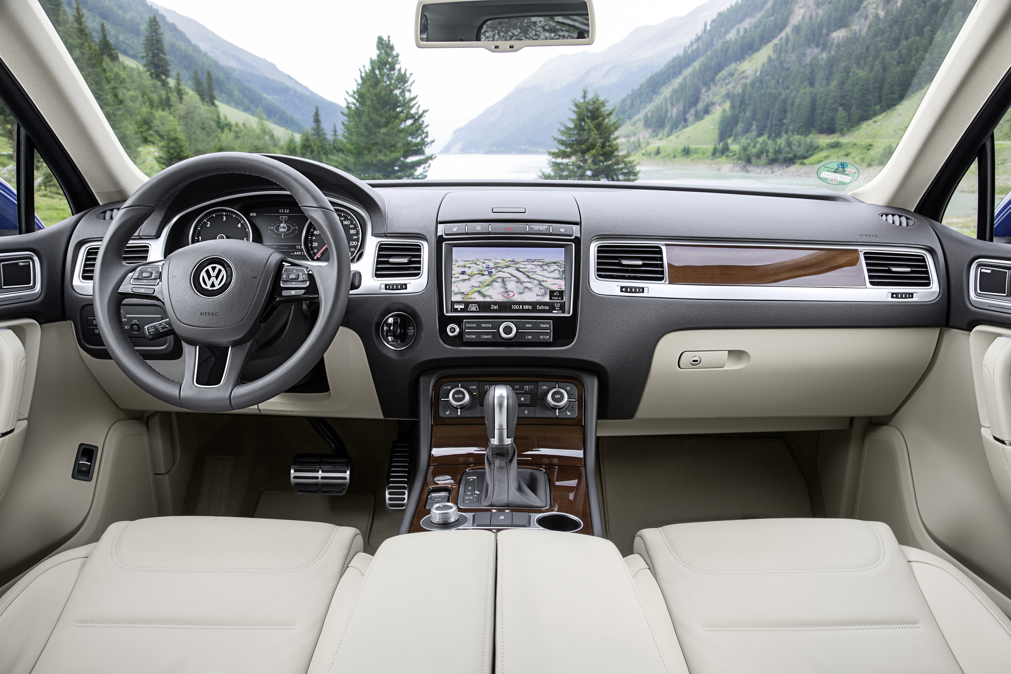 Volkswagen touareg